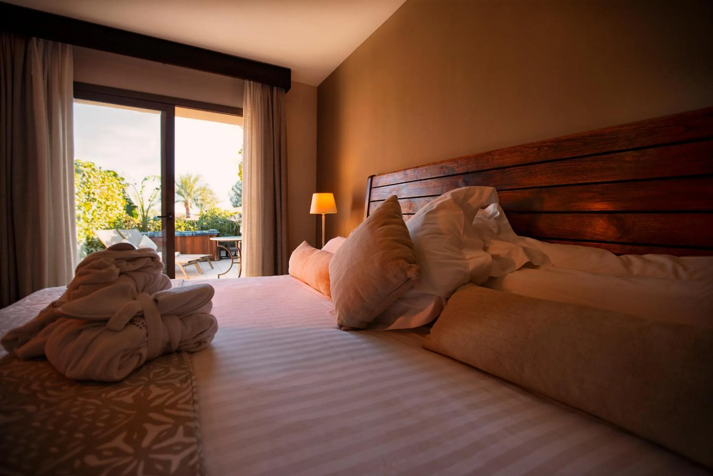 Bed in SWISS MORAIRA HOTEL & SPA - Adults only