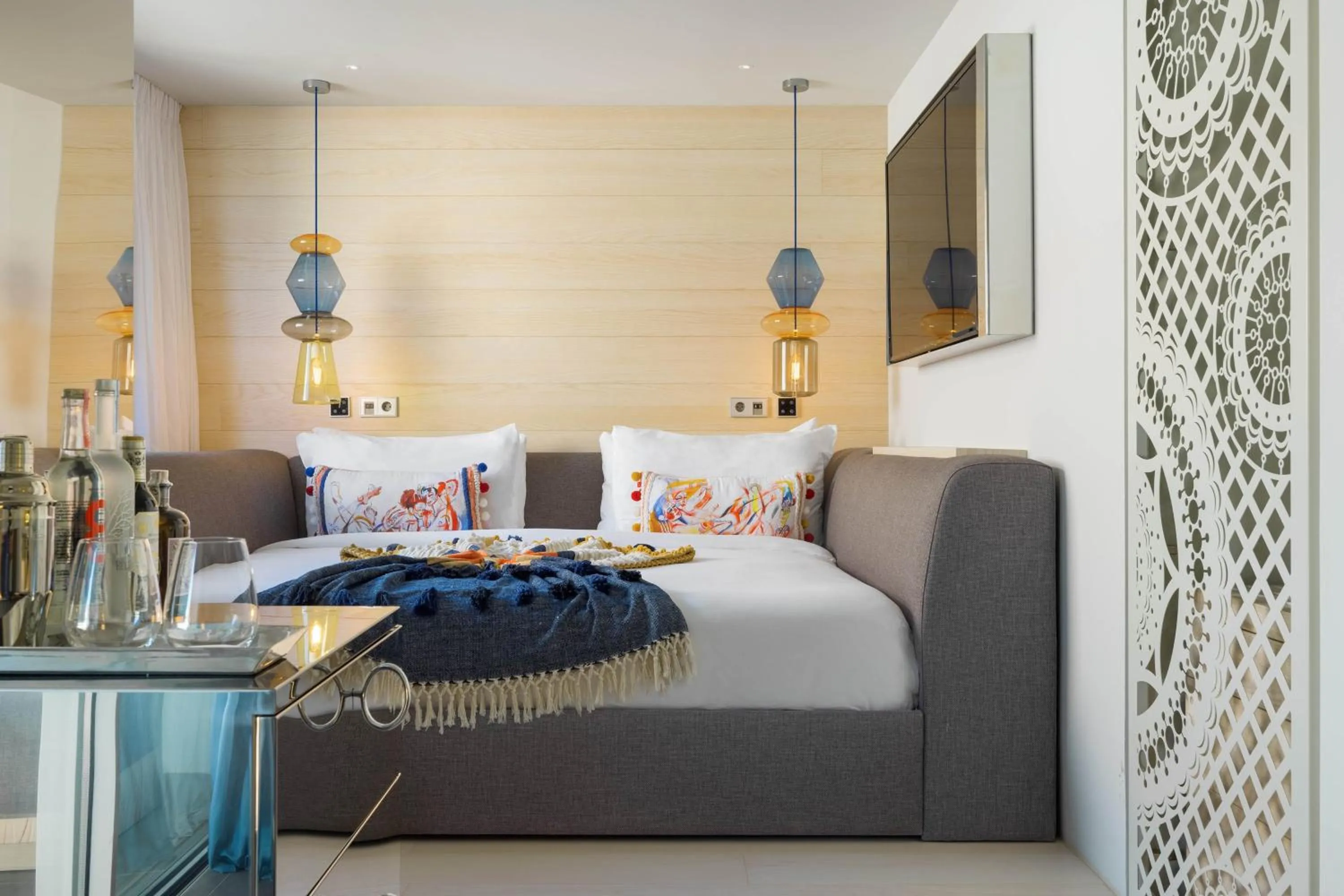 Photo of the whole room, Bed in W Ibiza