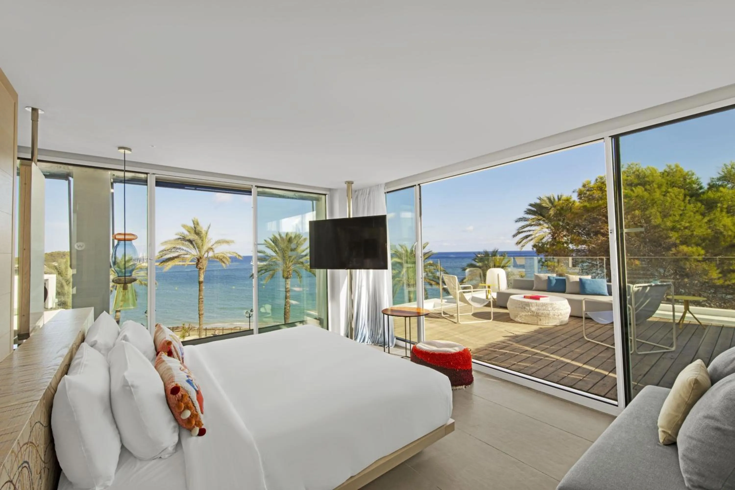 Photo of the whole room, Bed in W Ibiza