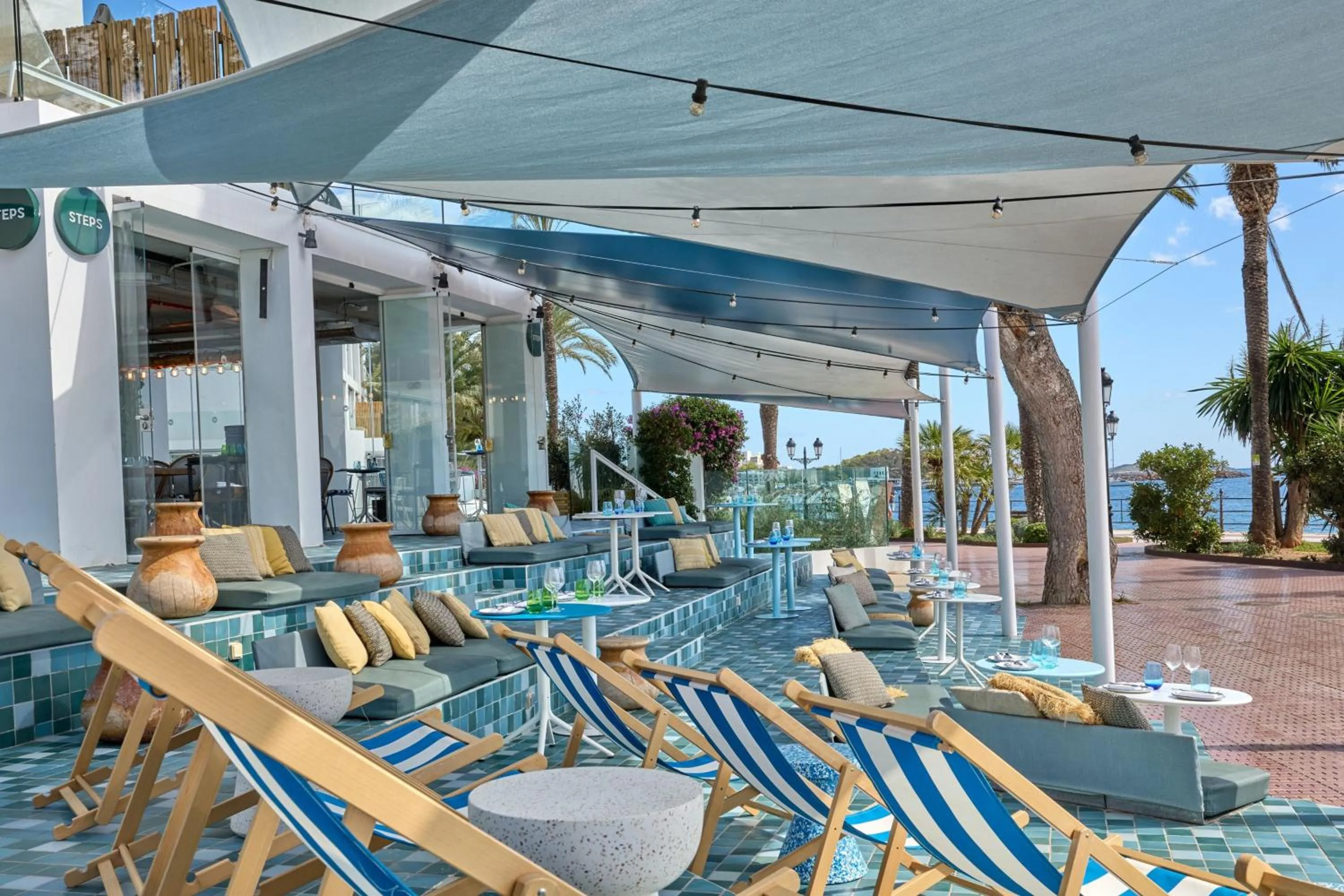 Restaurant/places to eat in W Ibiza