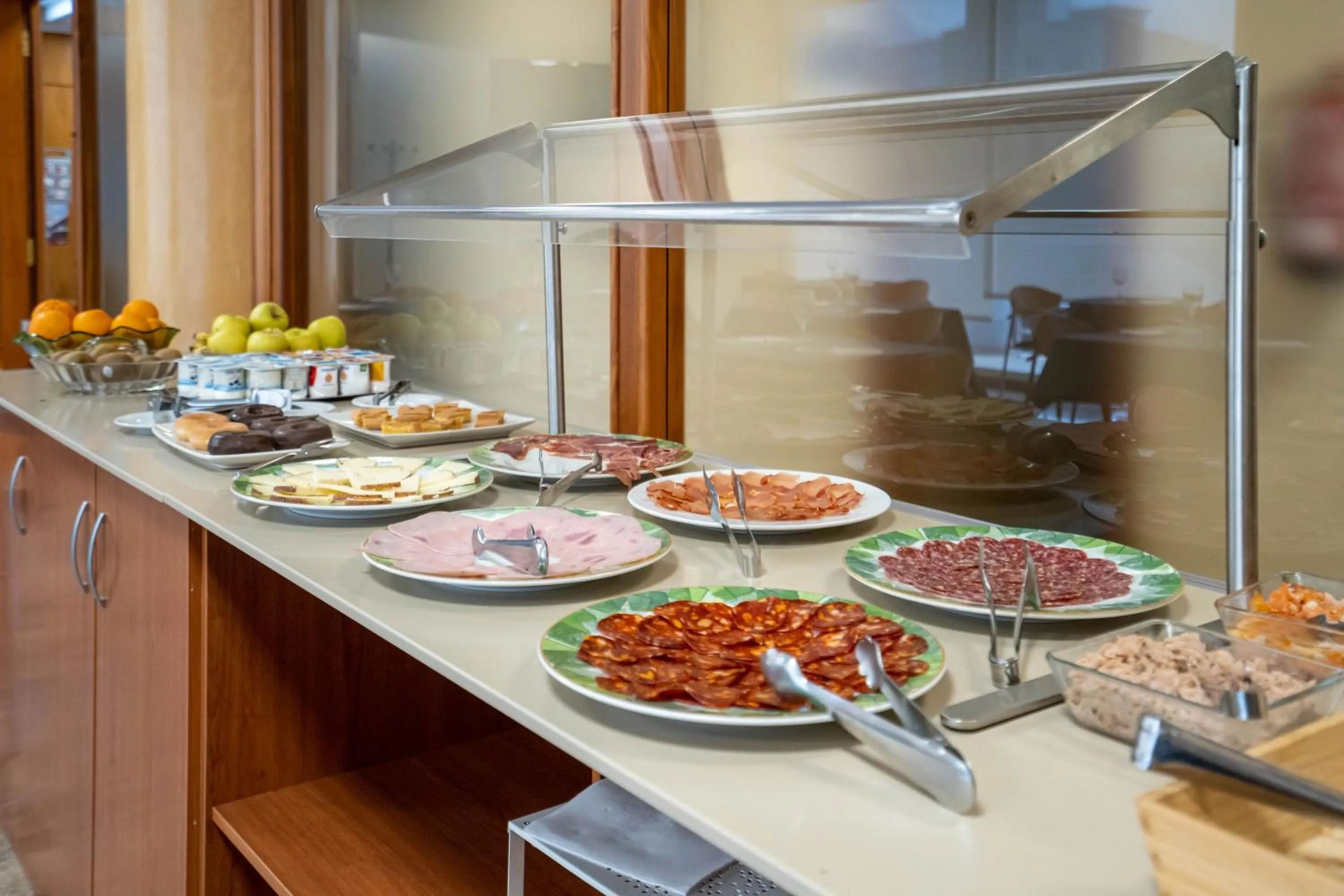 Breakfast in Hotel Bartos