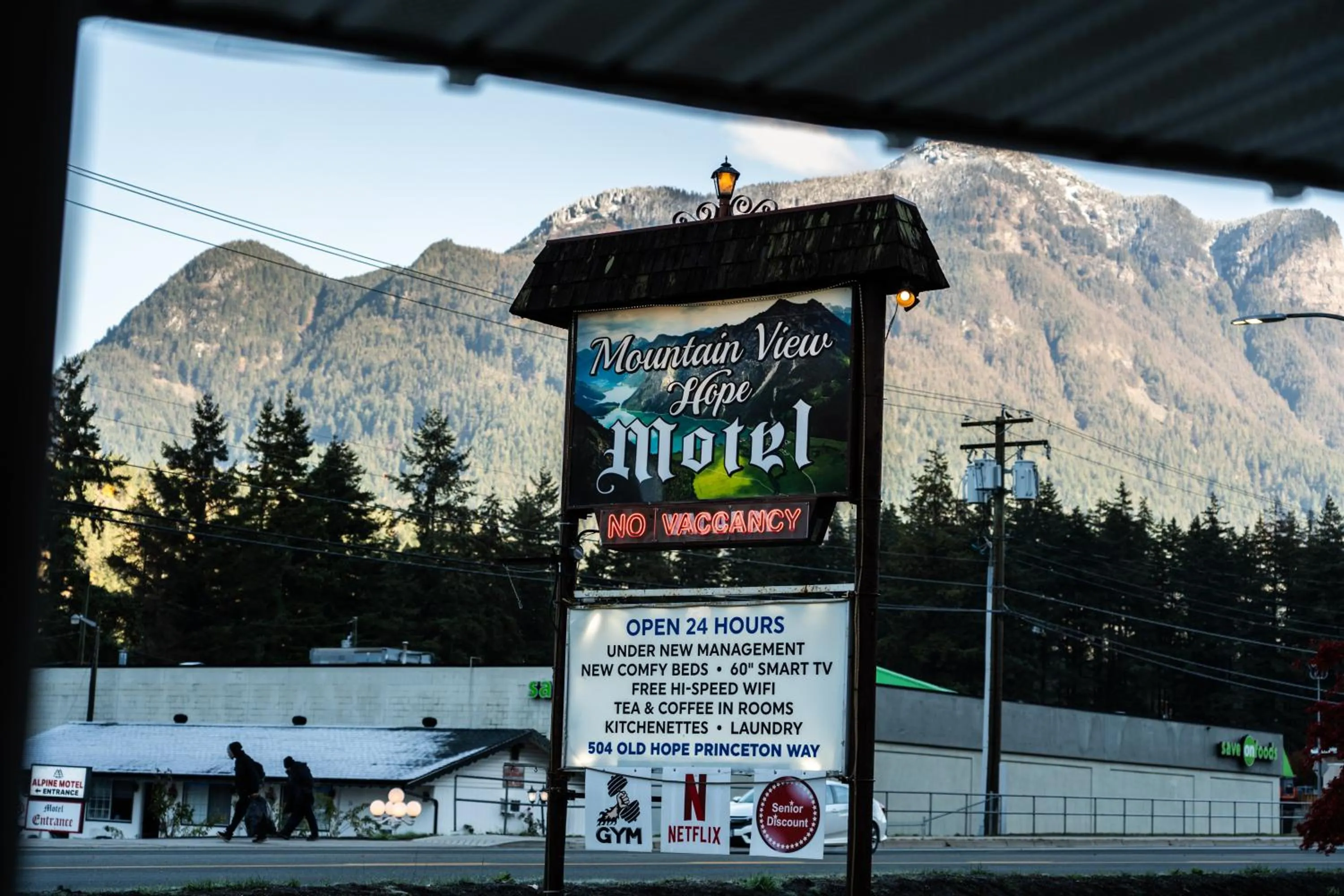 Property logo or sign in Mountain View Hope Motel