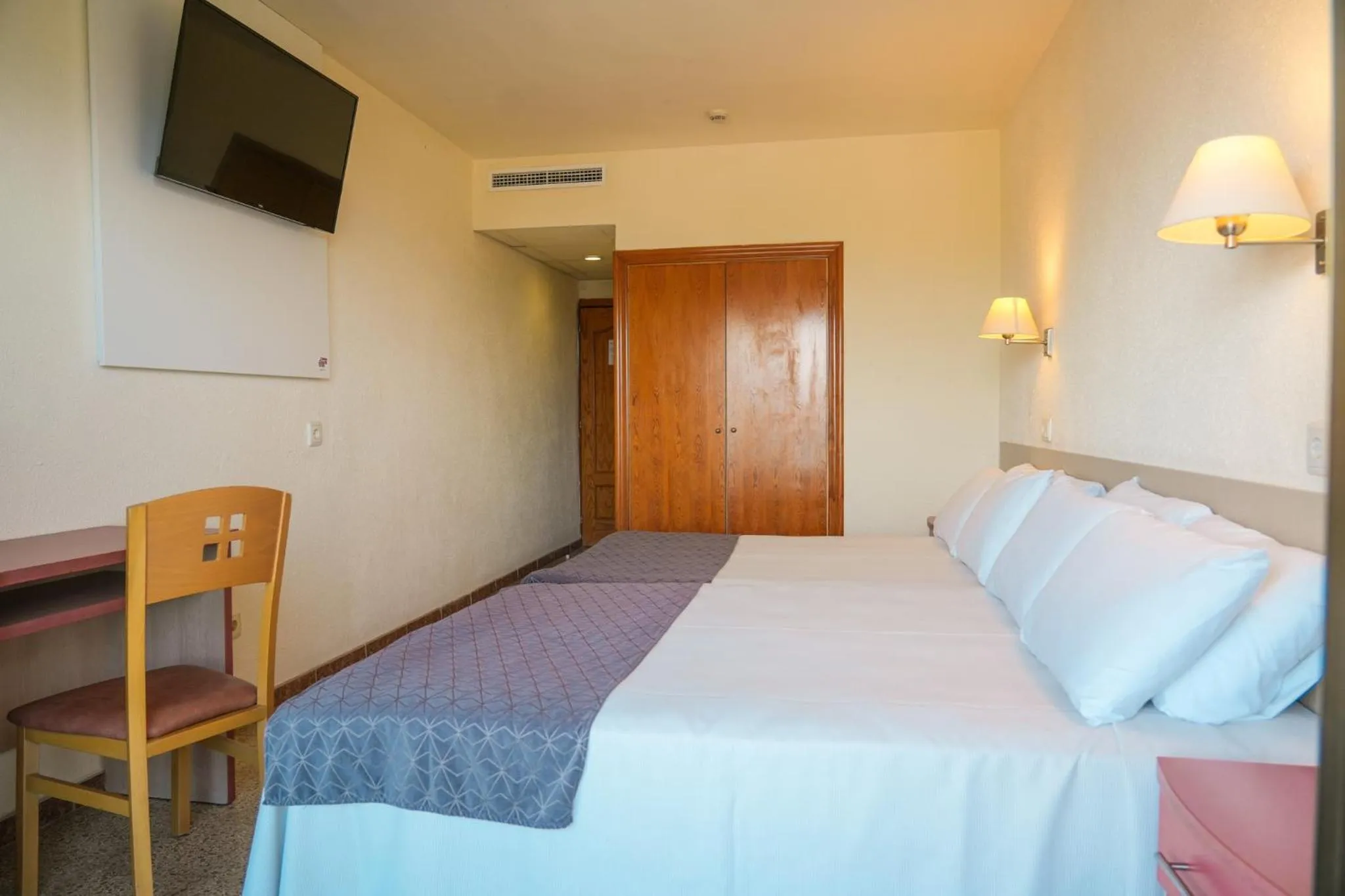 TV and multimedia, Bed in htop Molinos Park #htopEnjoy