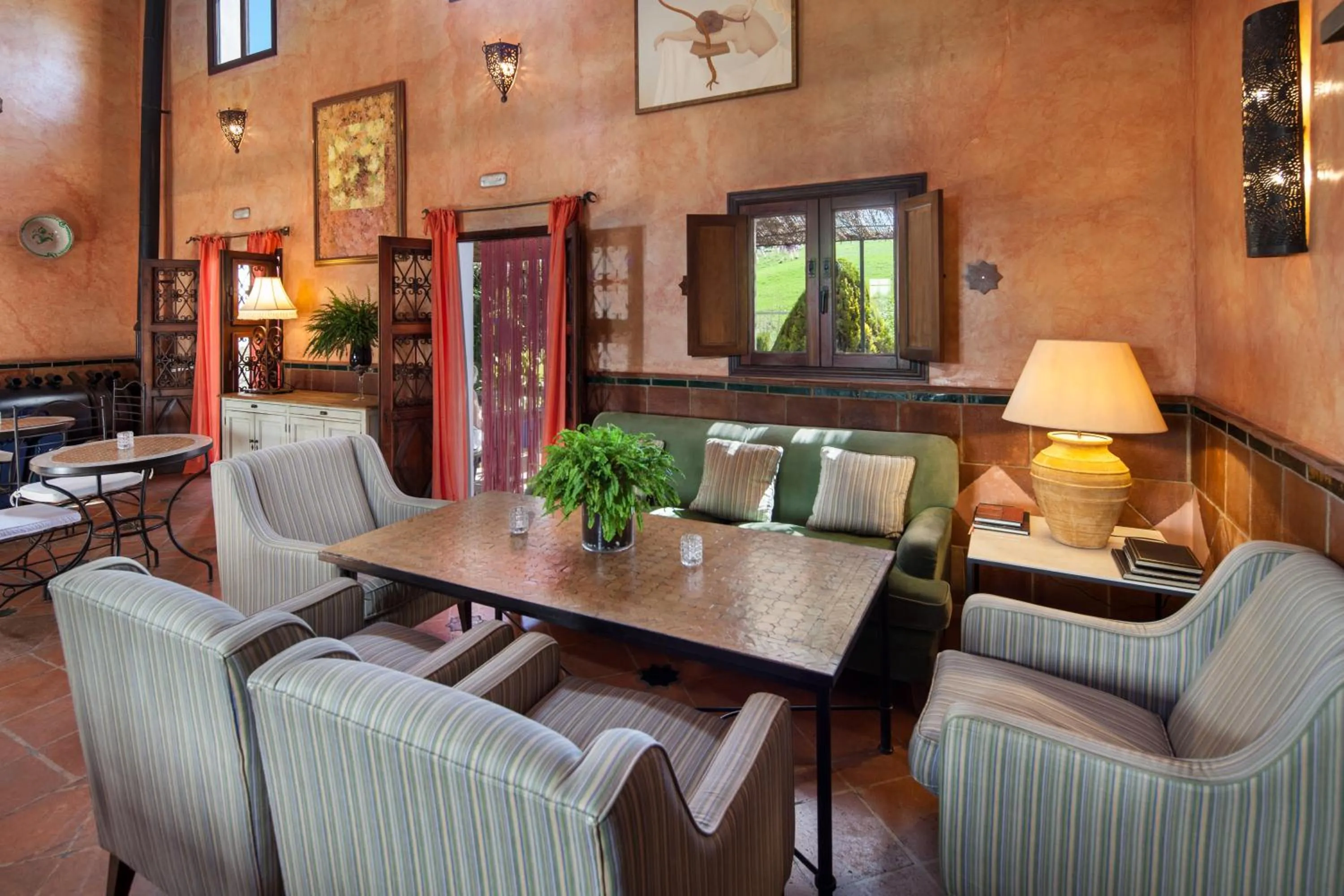 Library in Alavera de los Baños