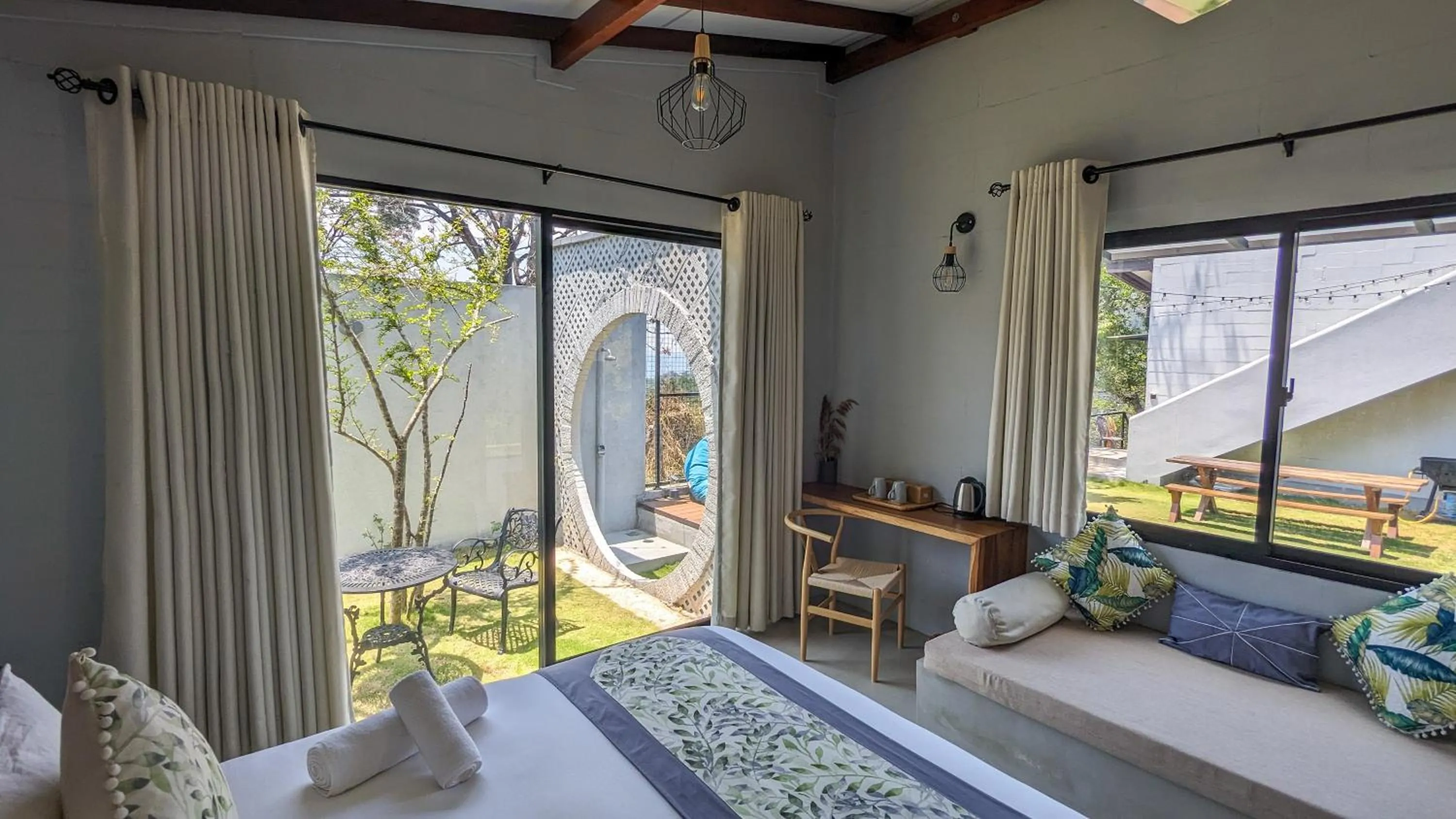 Bedroom, Bed in Misty Villa by DBI