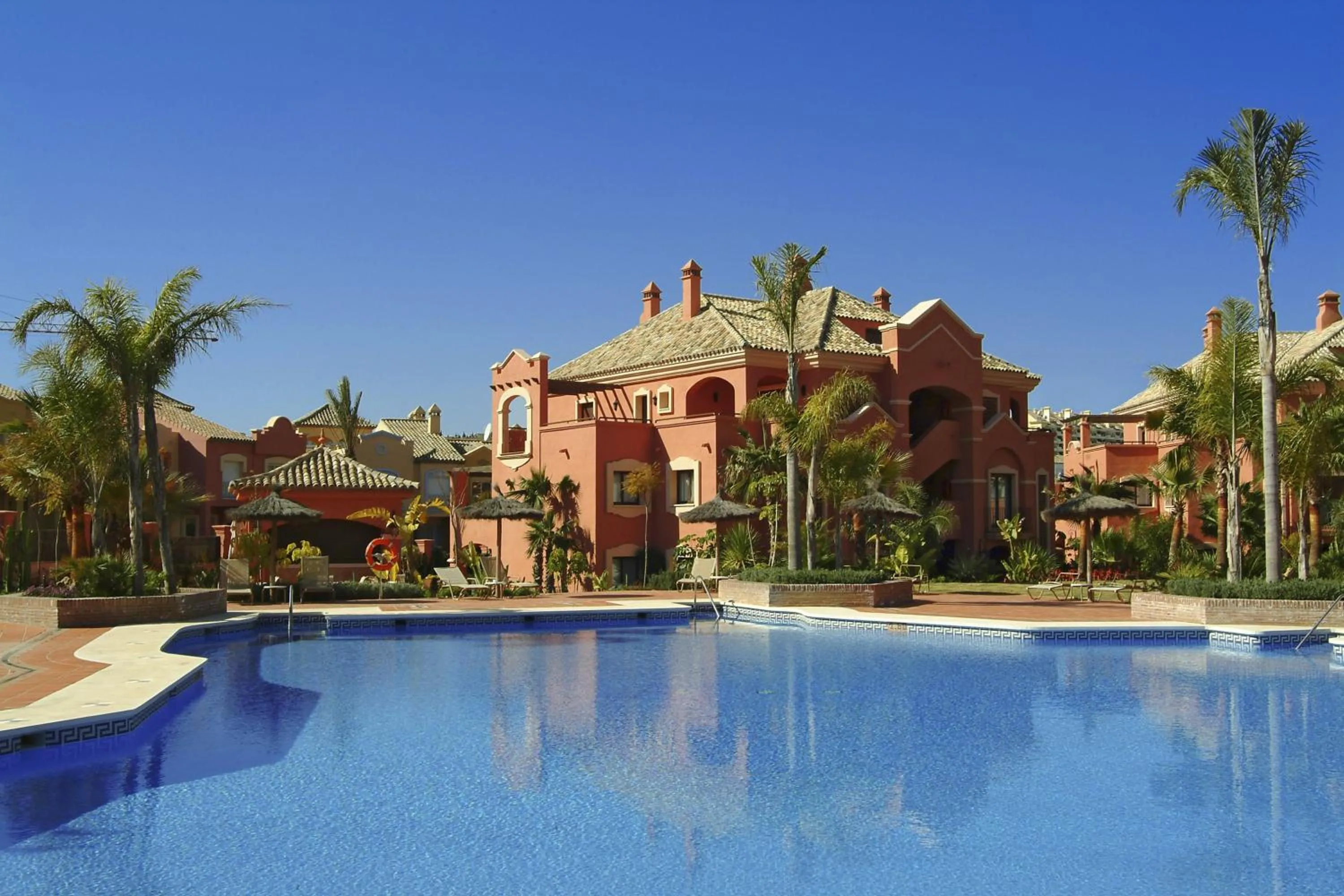 Swimming pool in Vasari Resort