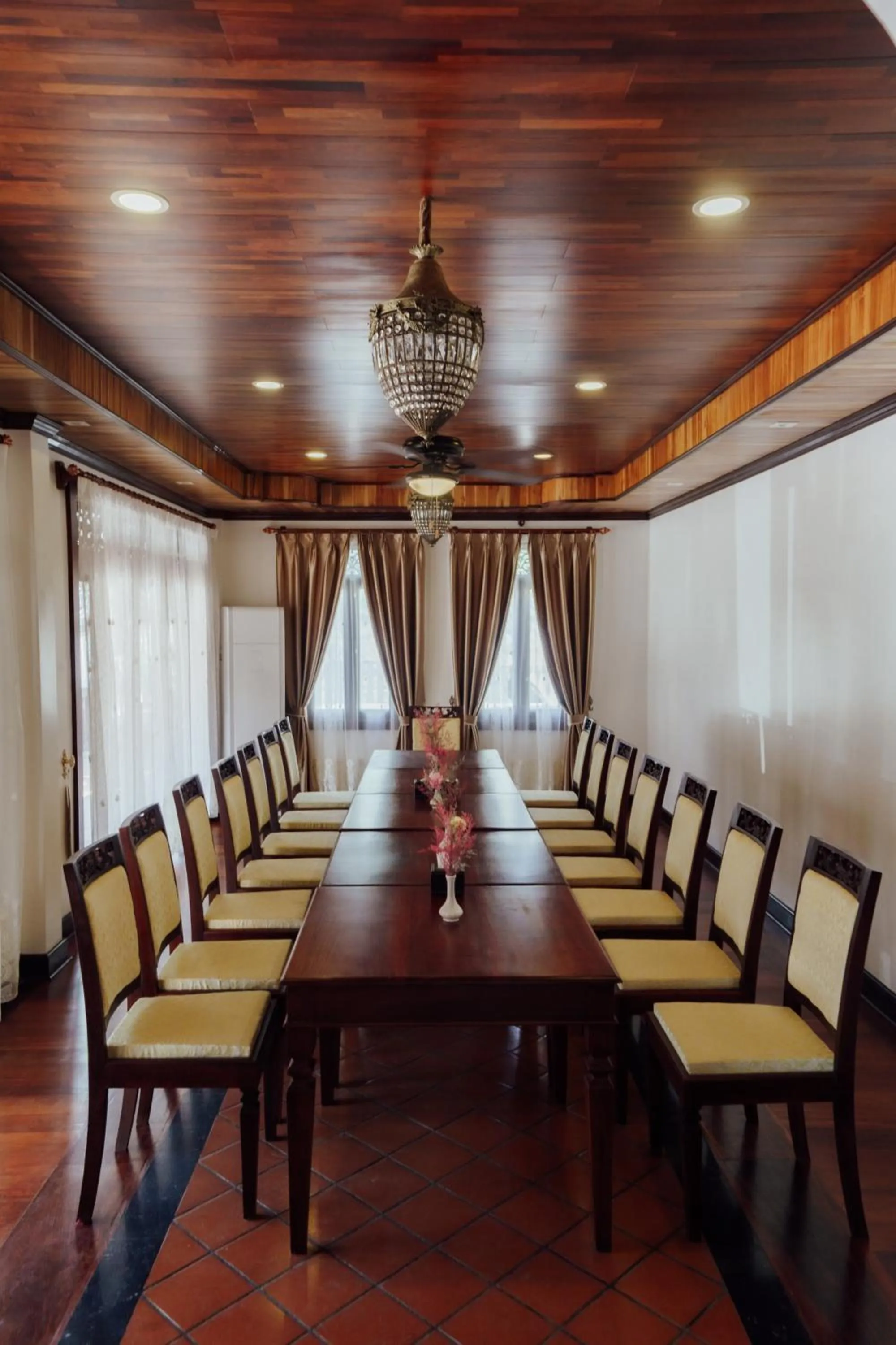 Seating area in Lux Hotel