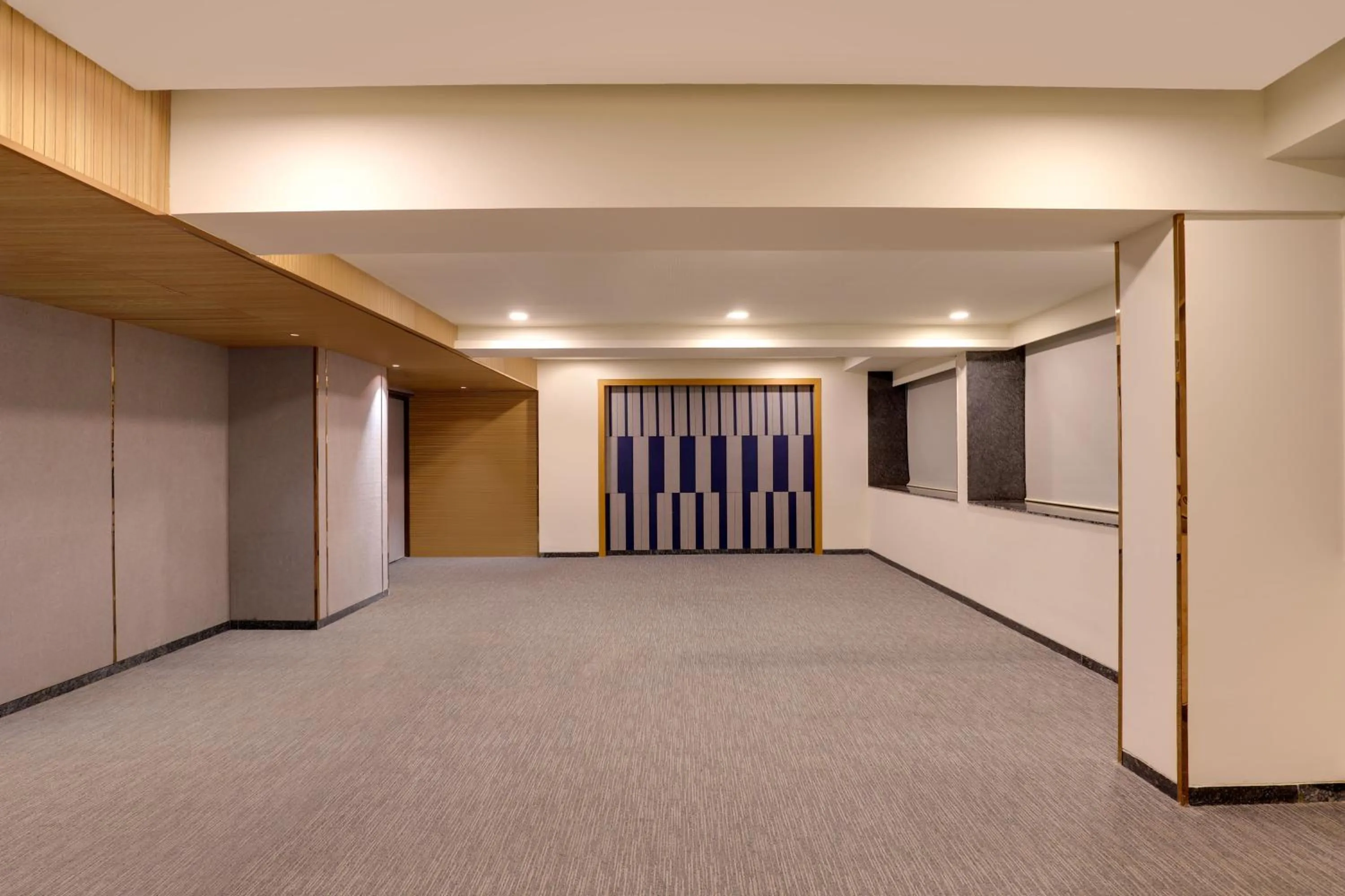 Meeting/conference room in Keys Lite by Lemon Tree Hotels, Vadodara