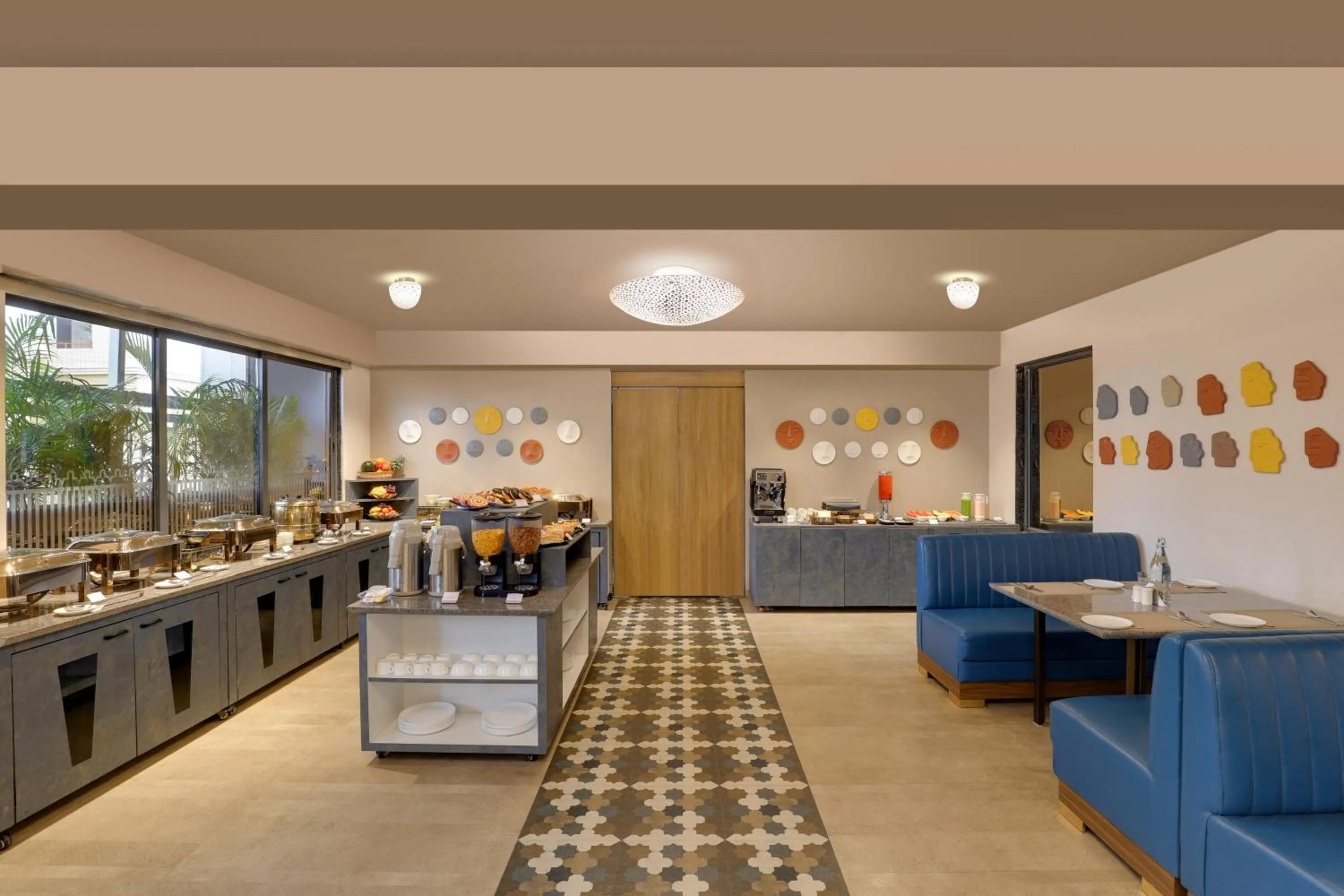 Restaurant/places to eat in Keys Lite by Lemon Tree Hotels, Vadodara