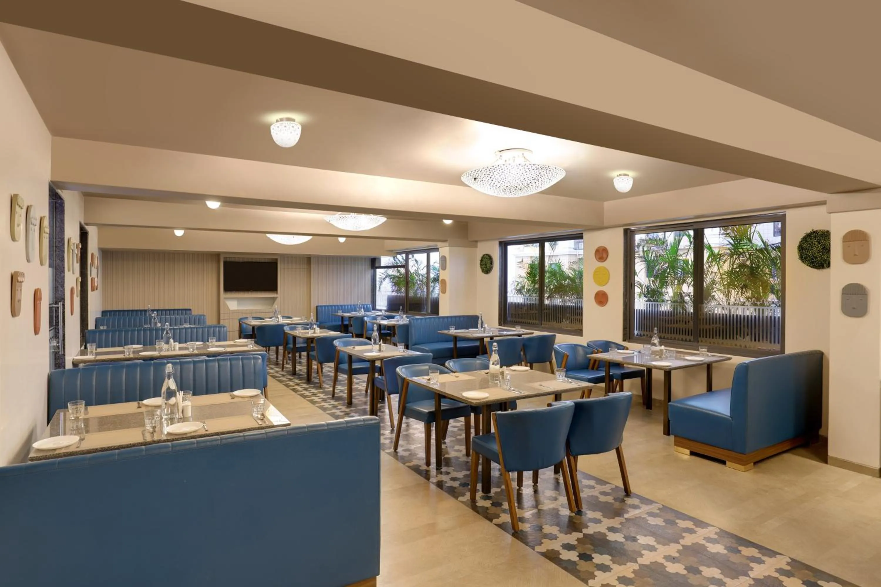 Restaurant/places to eat in Keys Lite by Lemon Tree Hotels, Vadodara