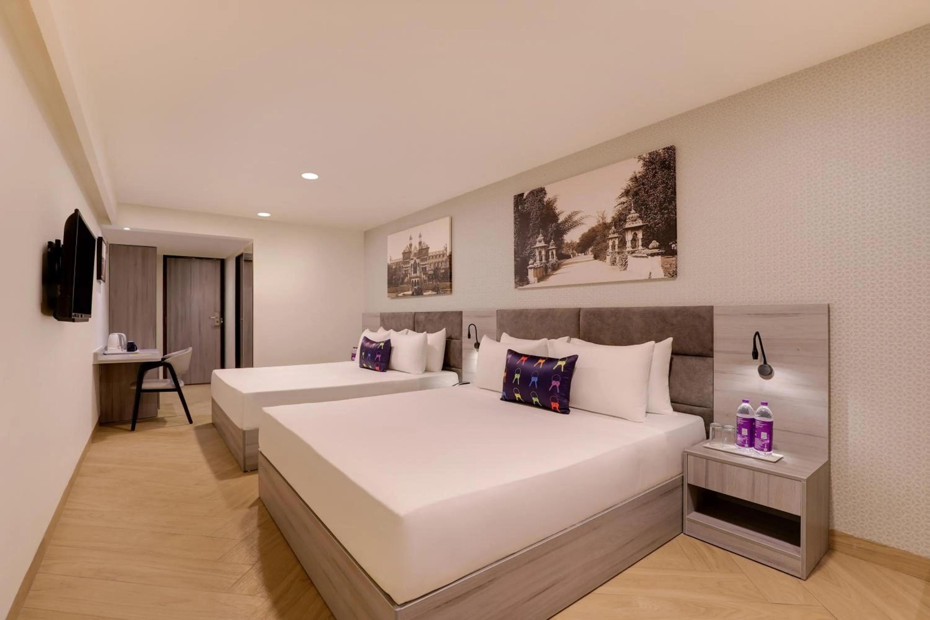 Bedroom, Bed in Keys Lite by Lemon Tree Hotels, Vadodara