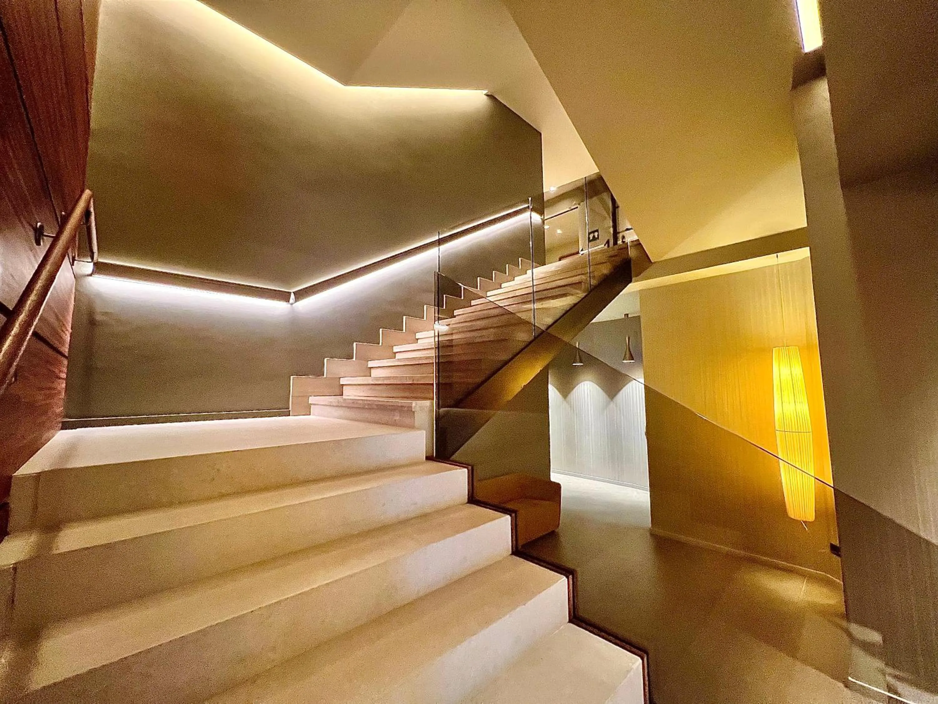 Property building in Hotel Carlton Rioja