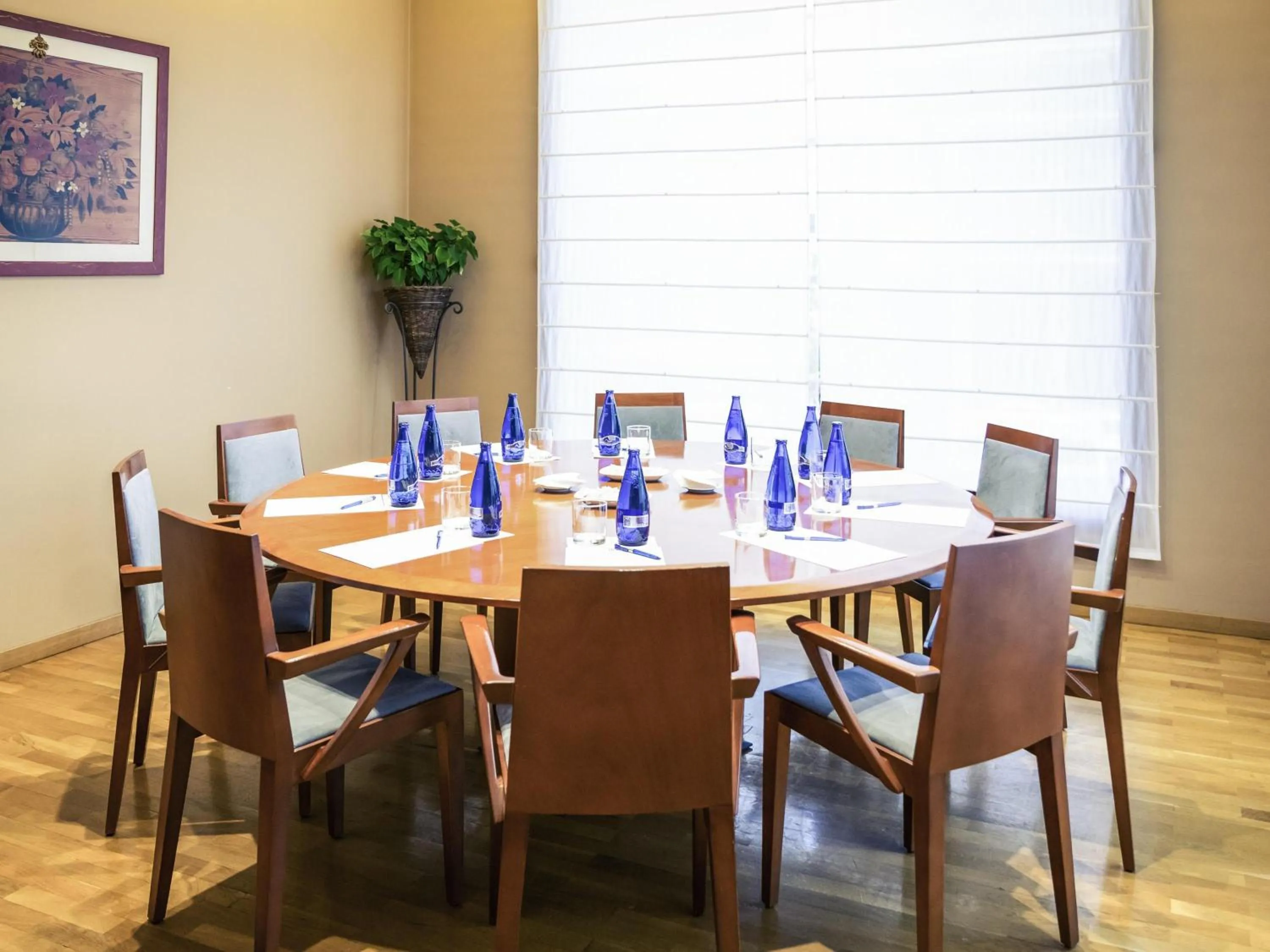 Business facilities in Hotel Carlton Rioja