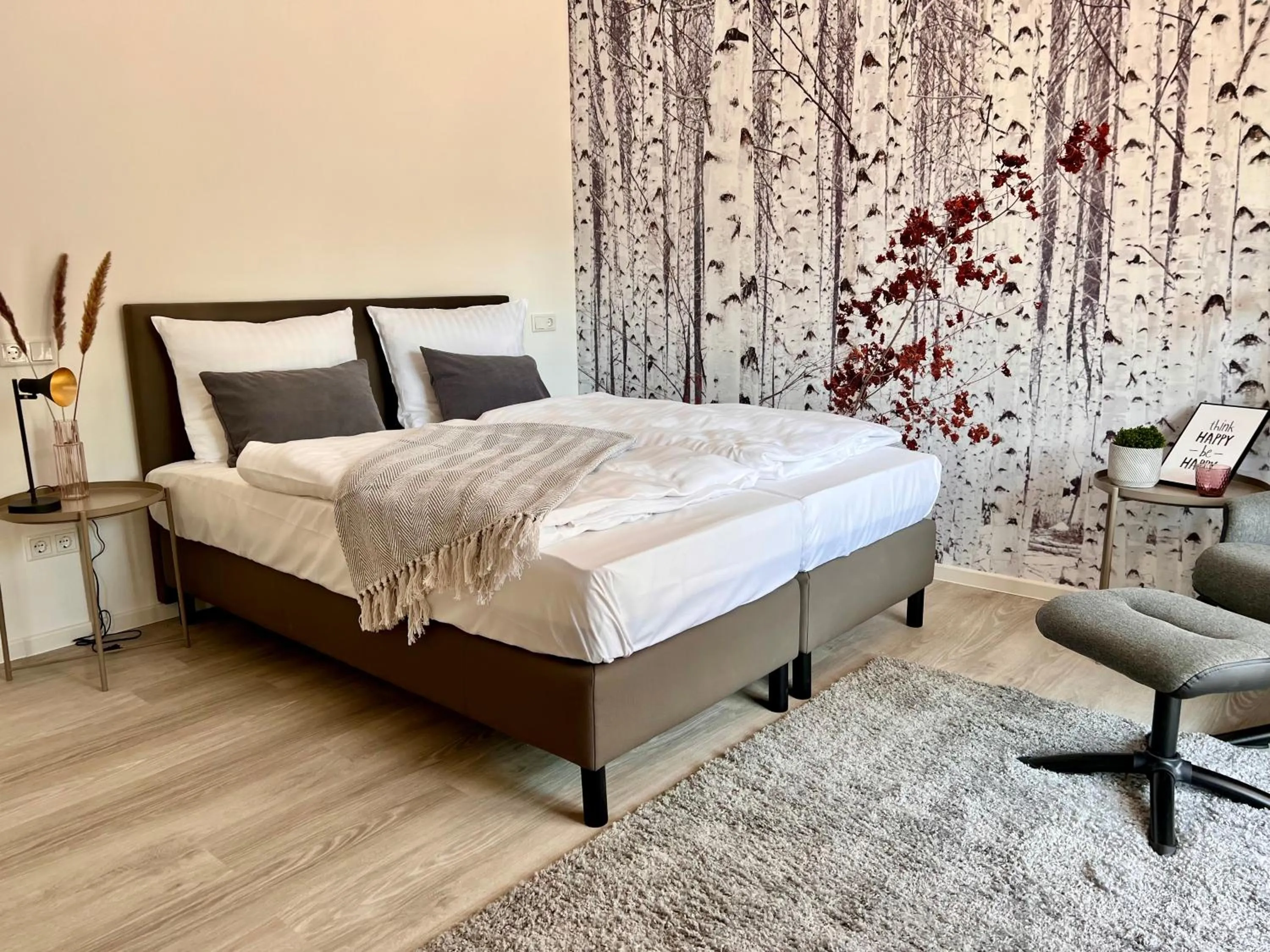 Photo of the whole room, Bed in SOFI-LIVING-APARTMENTS