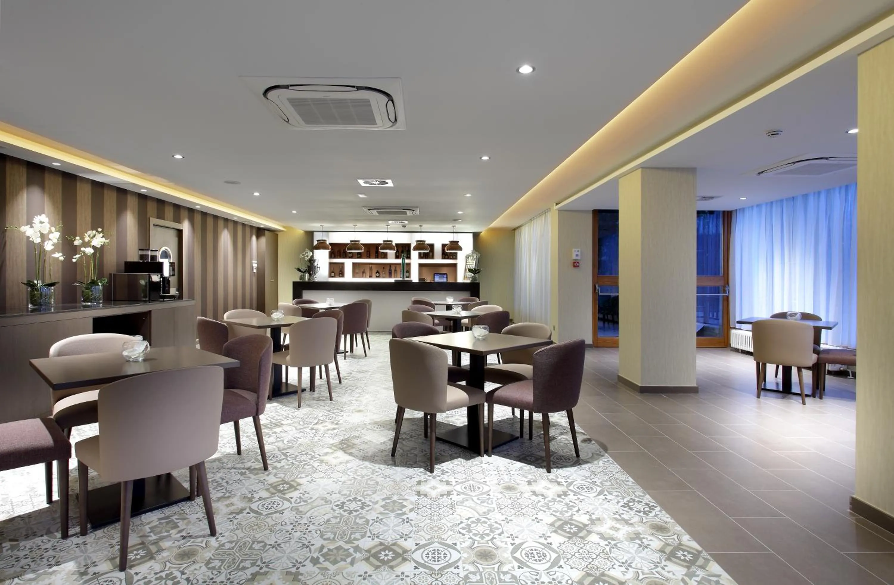 Lounge or bar in Exe Casa de Los Linajes