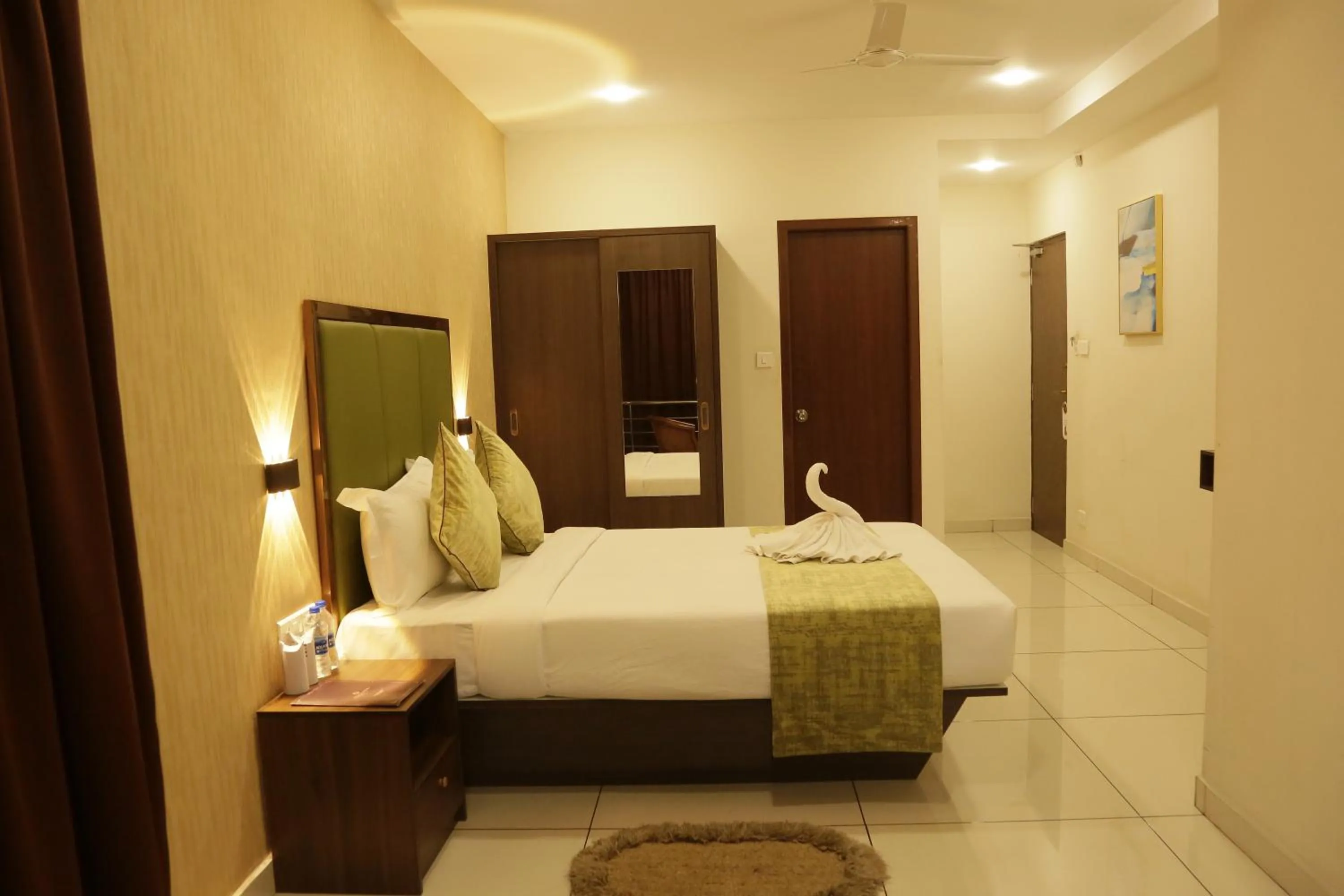 Bedroom, Bed in ESQUINA RESIDENCY