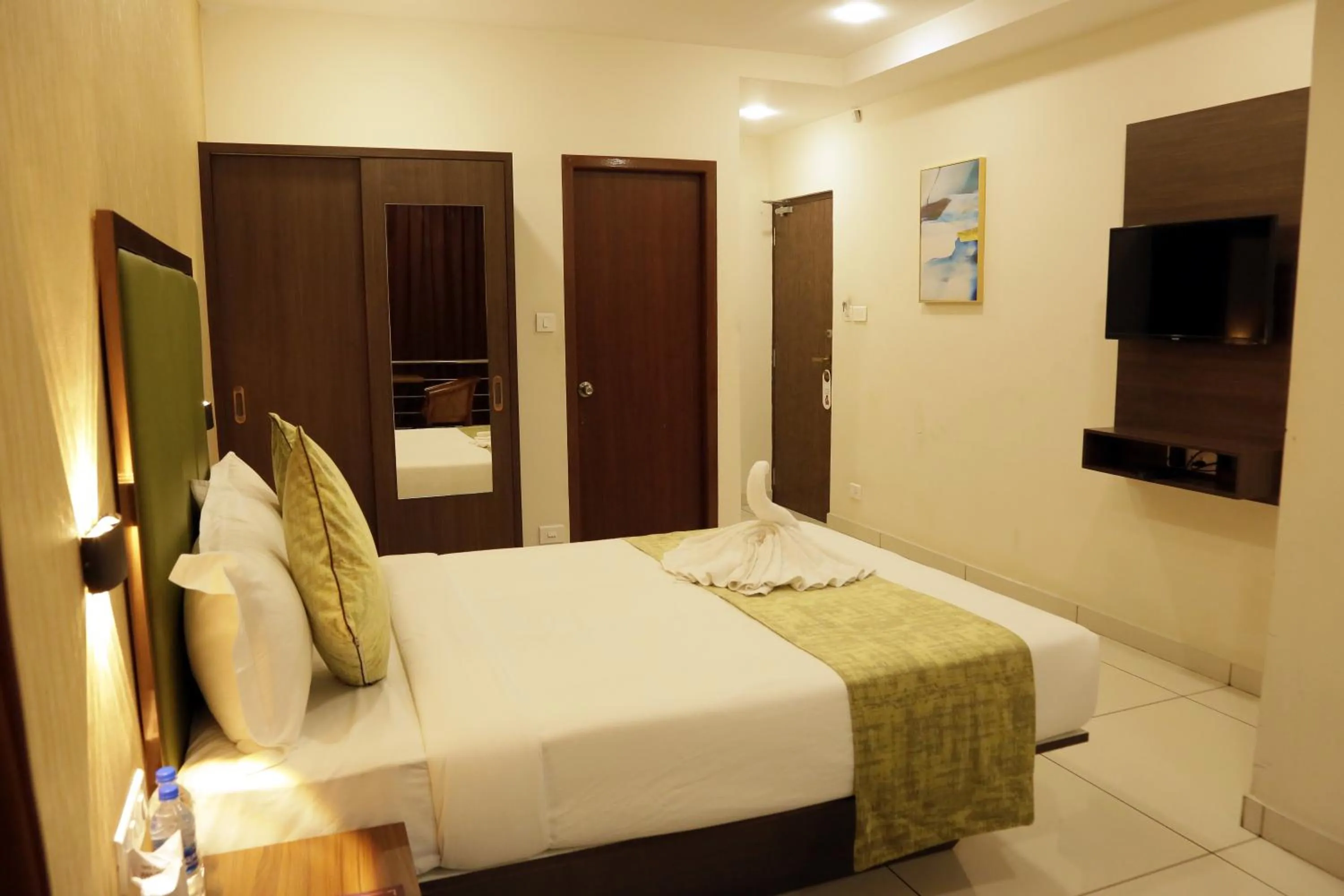 Bed in ESQUINA RESIDENCY