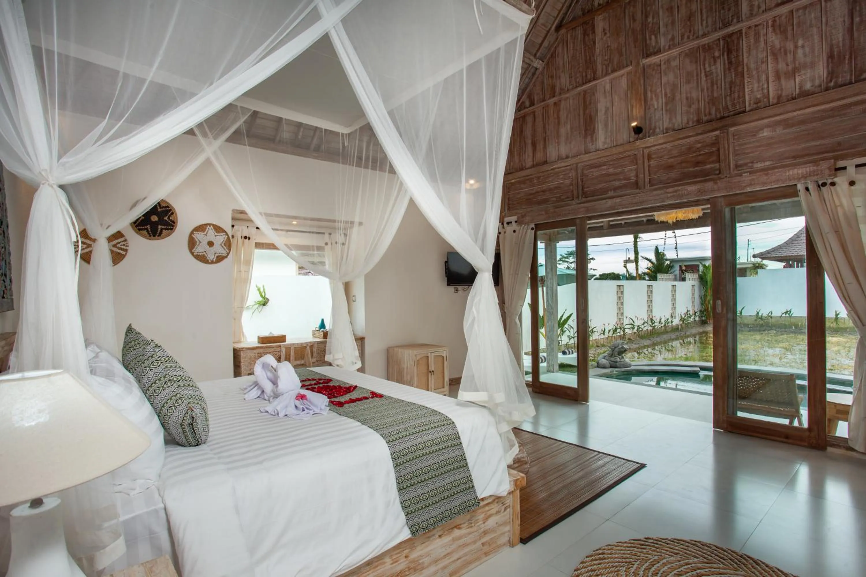 Bed in Amaya Sebatu Villa