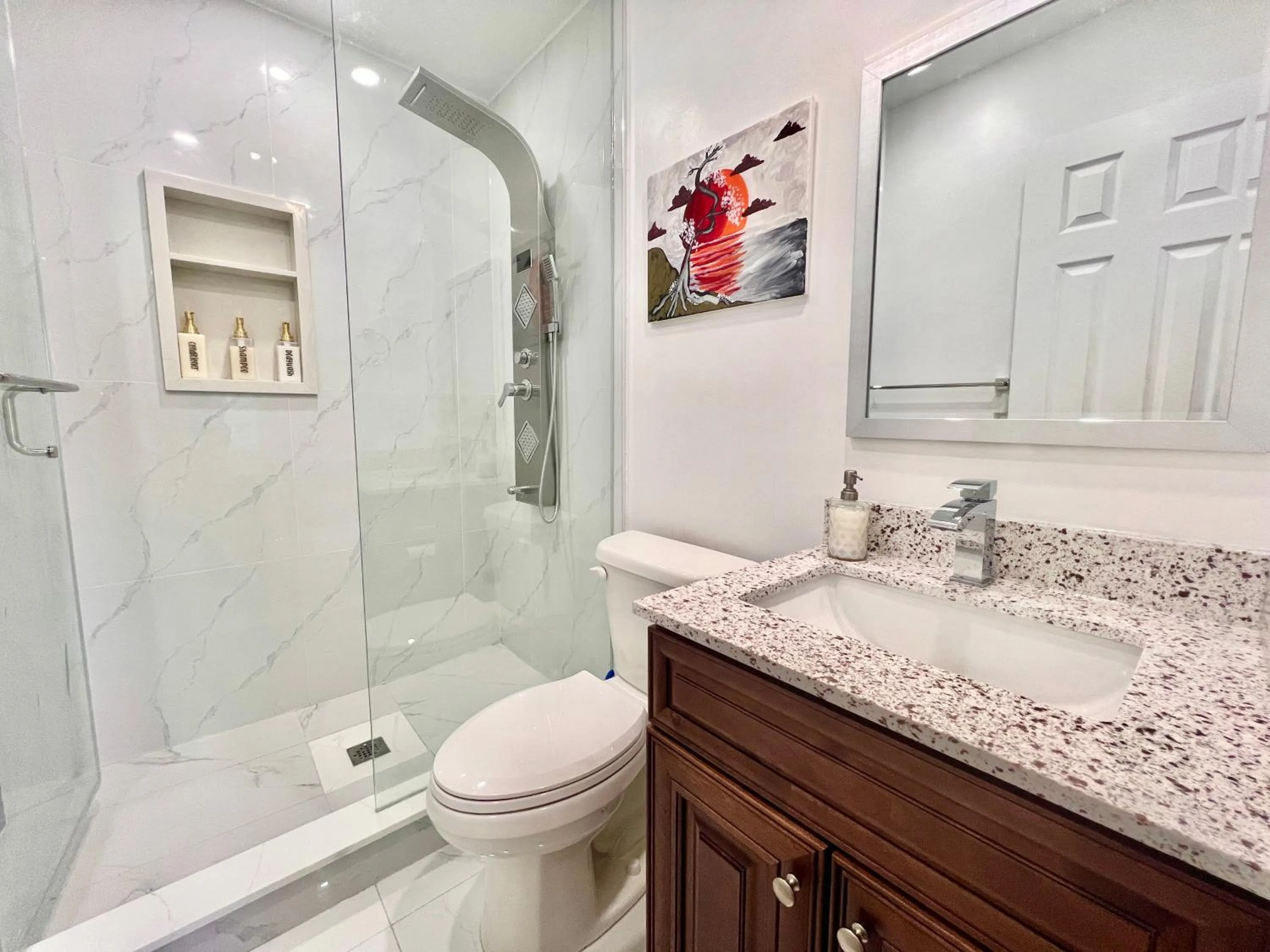 Shower in Renovated Rooms 10-min to Finch Subway Near Yonge St