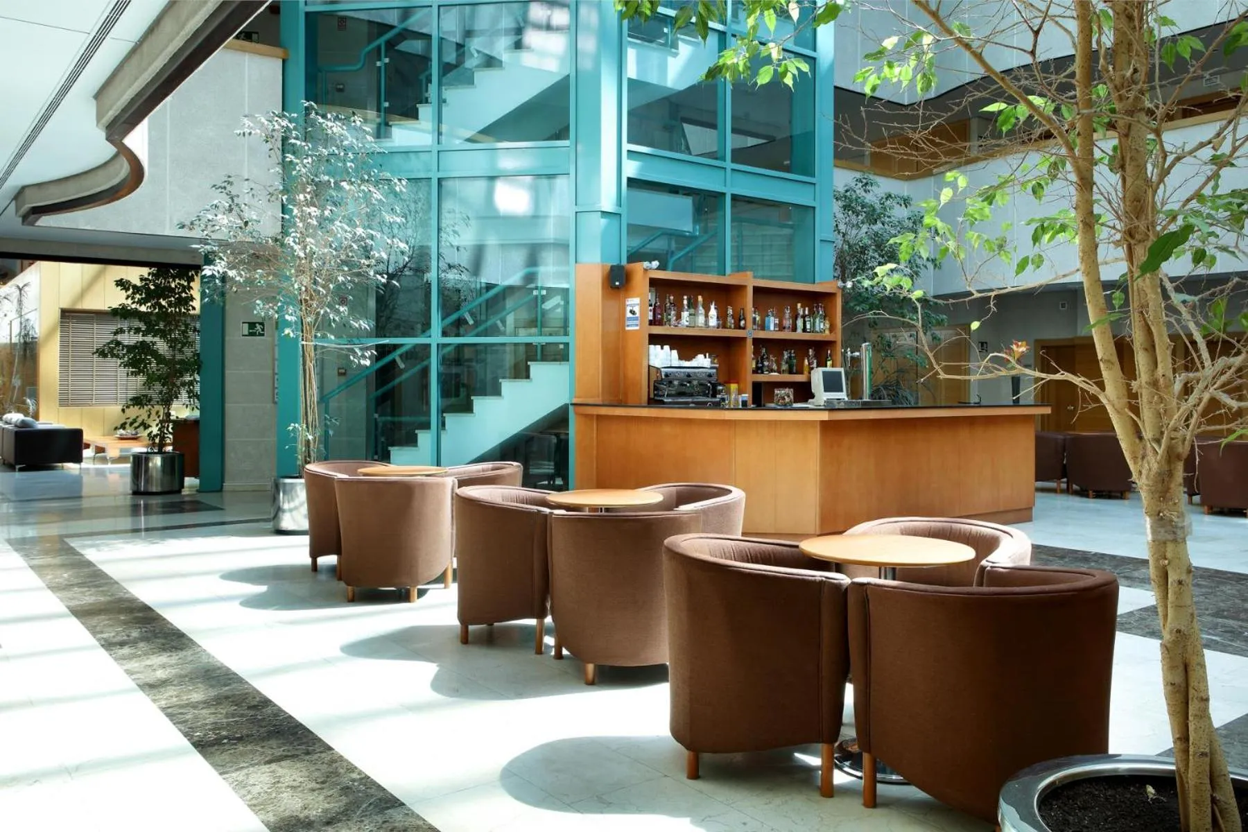 Lounge or bar in Exe Gran Hotel Almenar