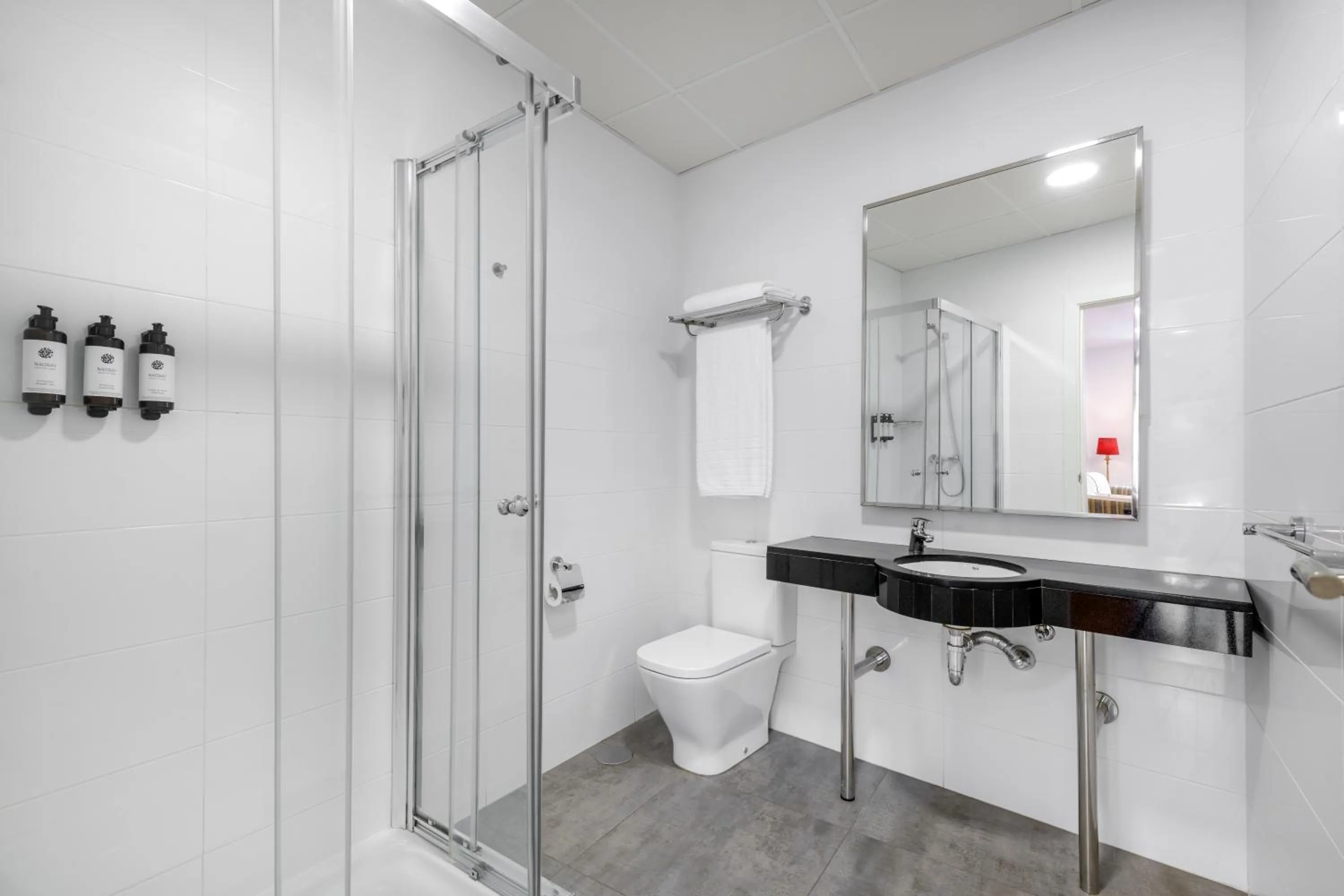 Bathroom in Hotel Larios Málaga