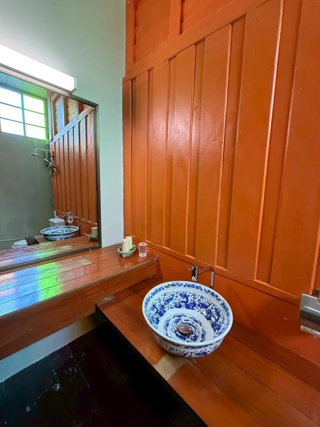 Bathroom in tamarind guesthouse