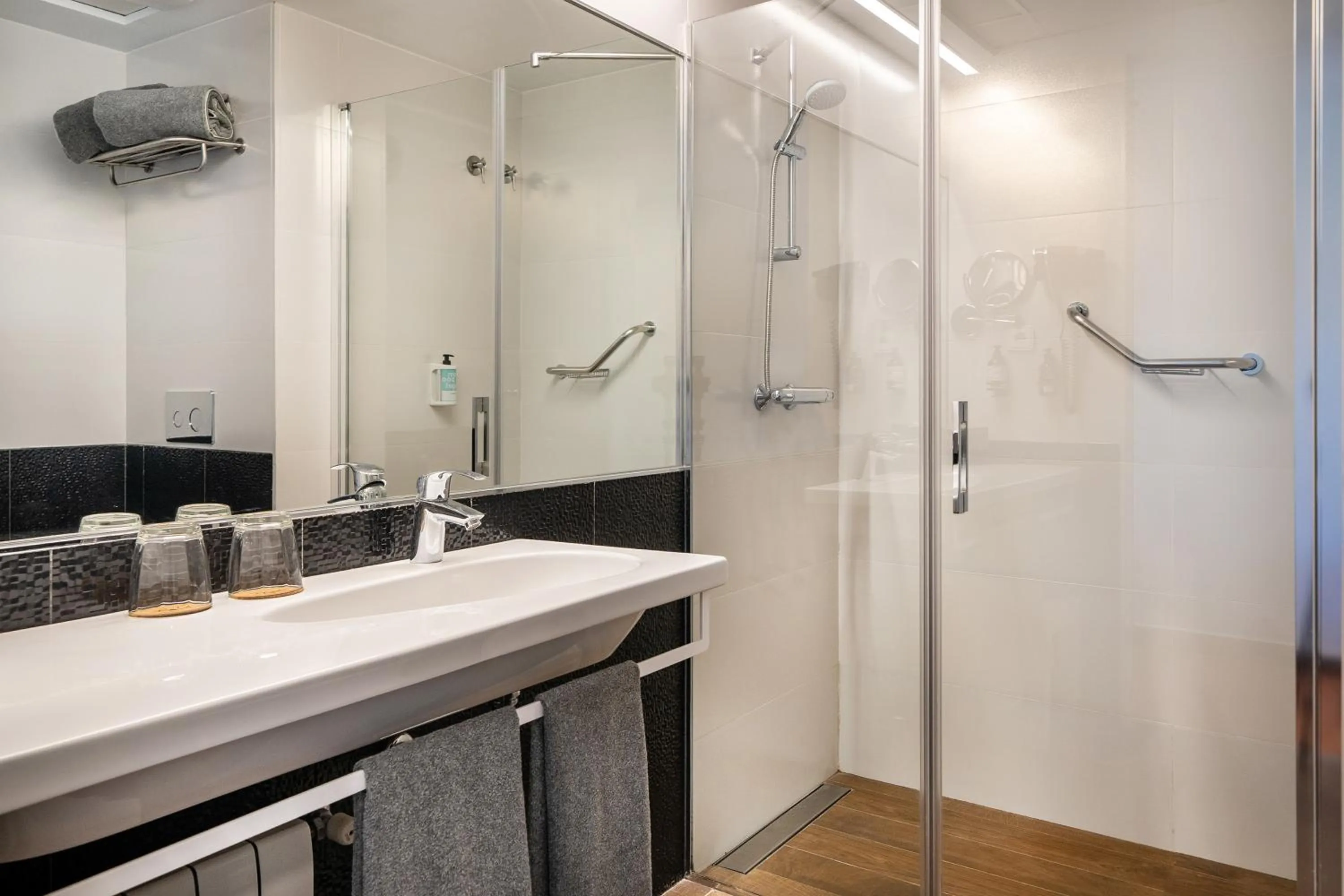Bathroom in INNSiDE by Meliá Costablanca - Adults recommended