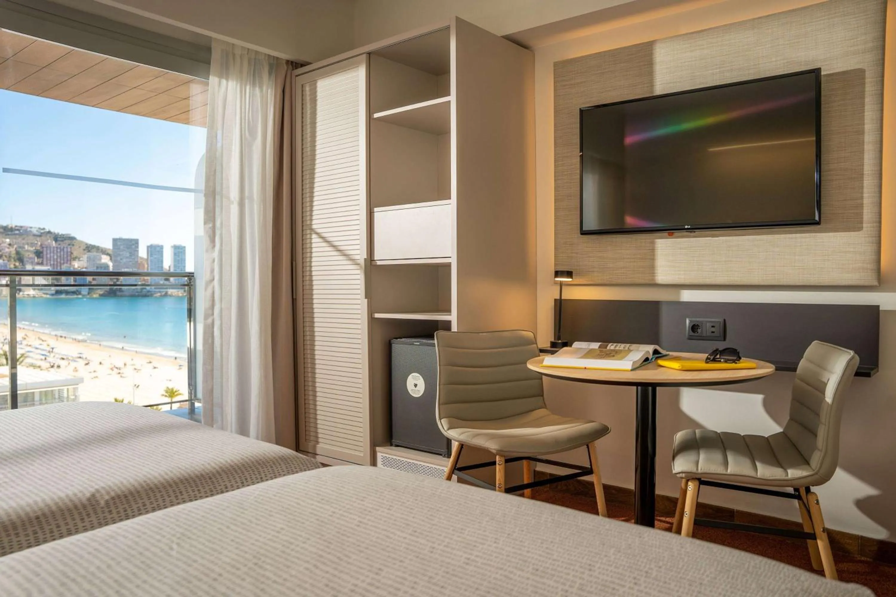 Bedroom, Bed in INNSiDE by Meliá Costablanca - Adults recommended