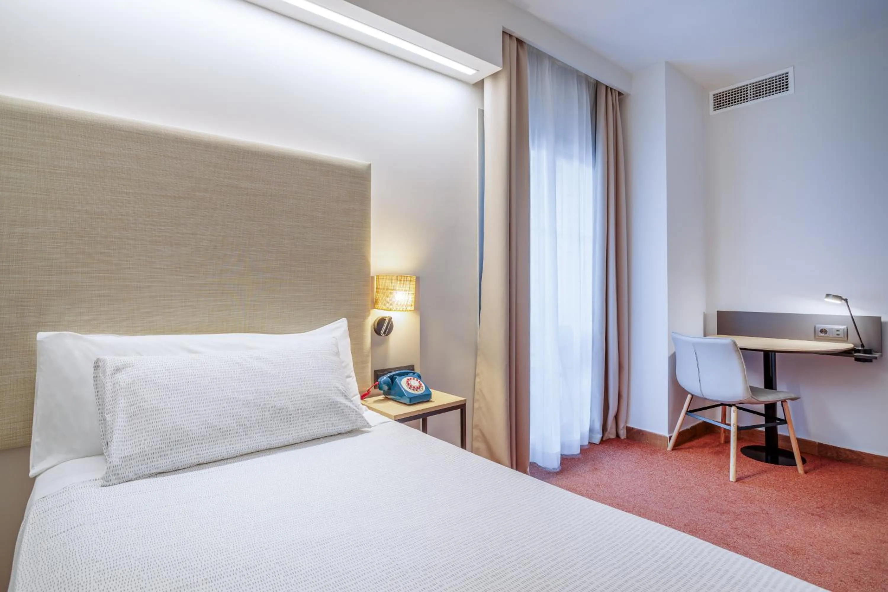 Bed in INNSiDE by Meliá Costablanca - Adults recommended