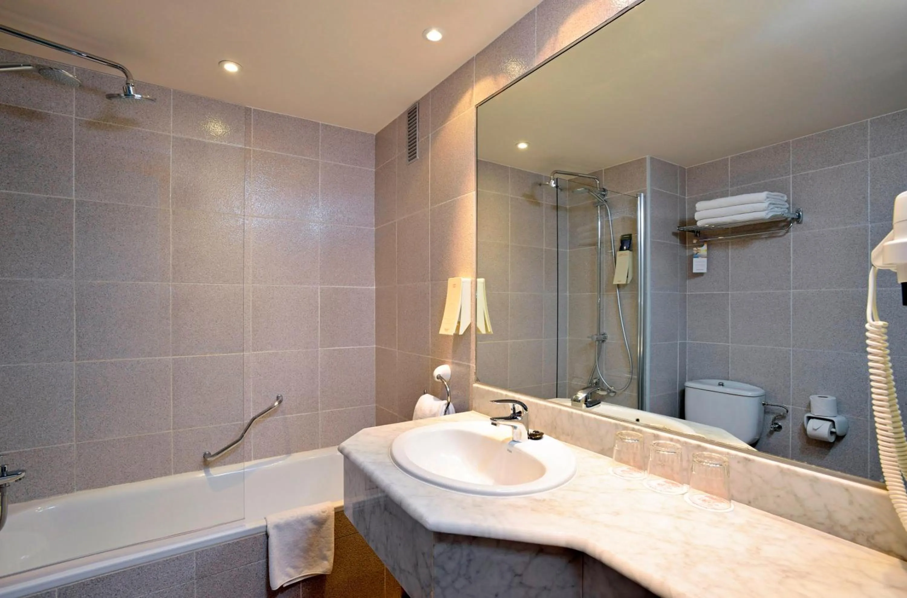 Bathroom in Sol Pelicanos Ocas