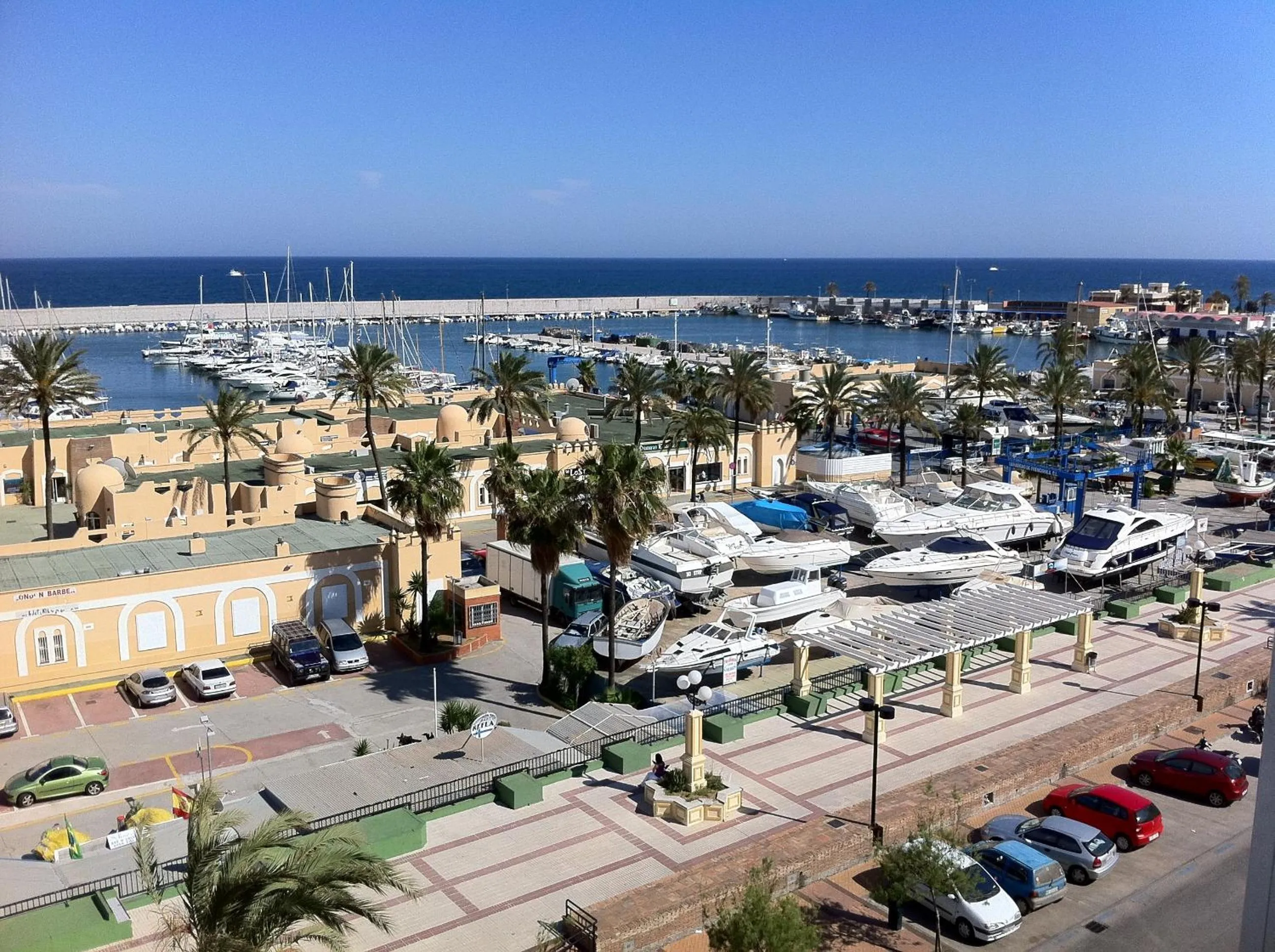 Area and facilities in Hotel Apartamentos Pyr Fuengirola