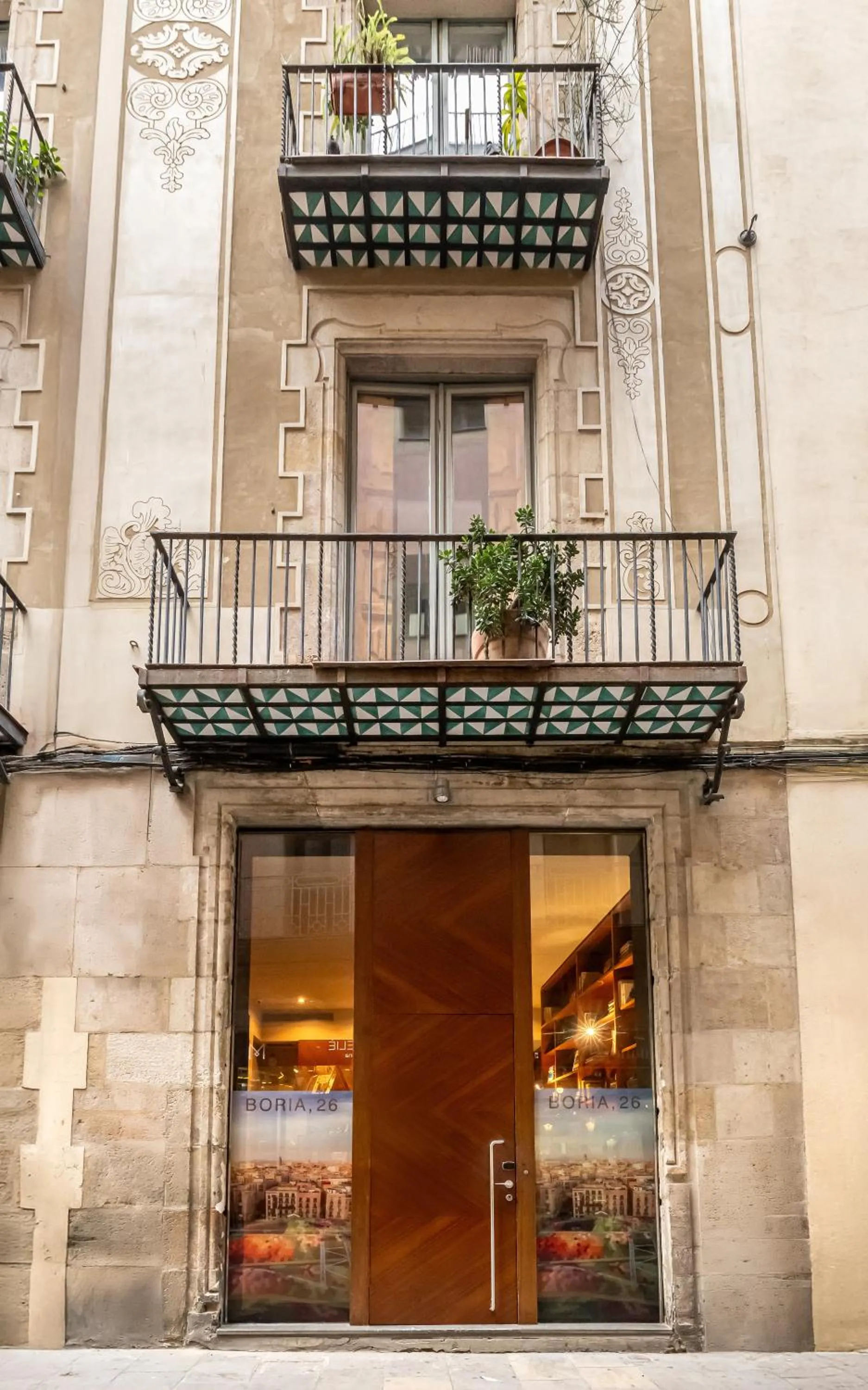 Facade/entrance in Mercer House Bòria BCN