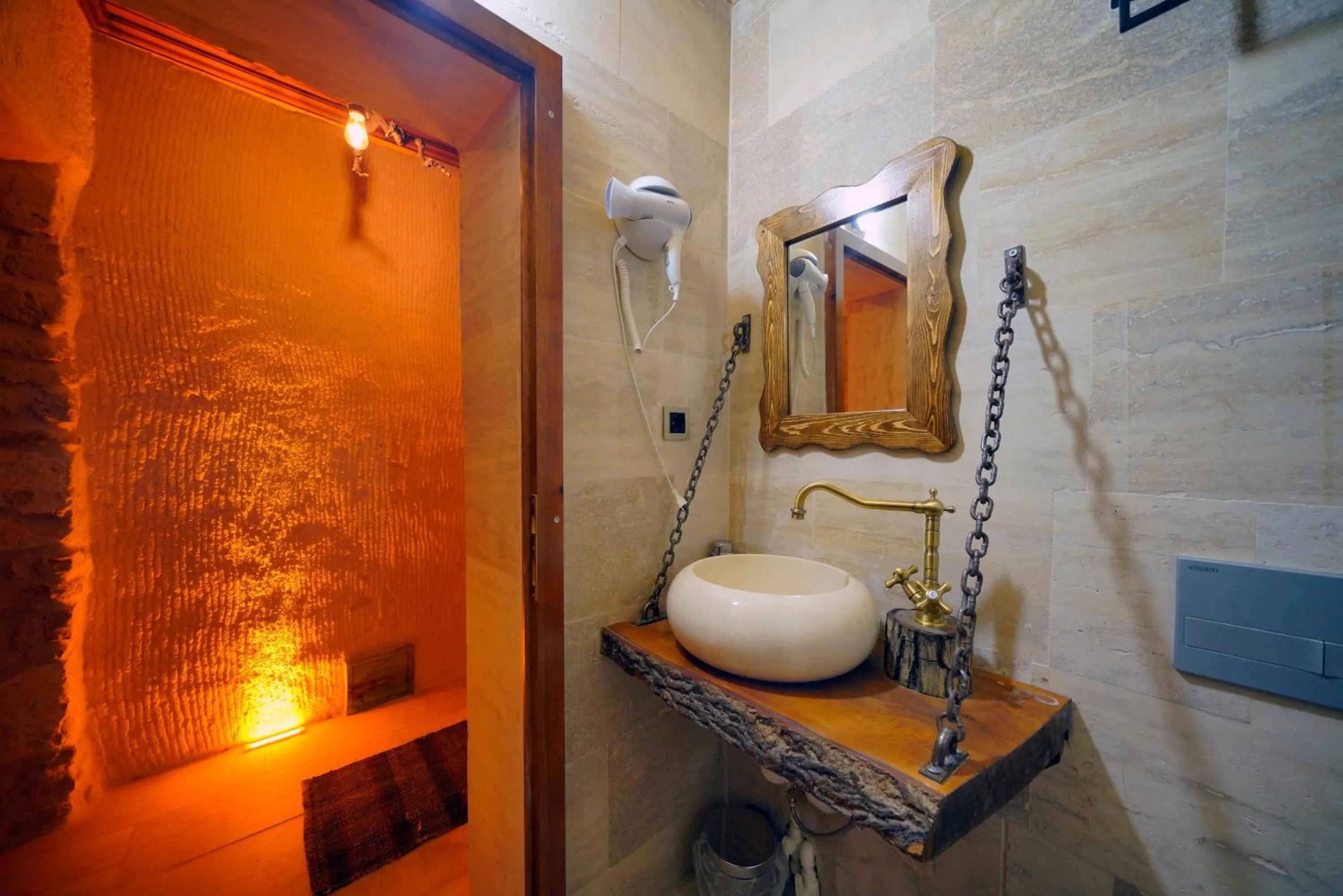 Shower in Babili Cappadocia Cave