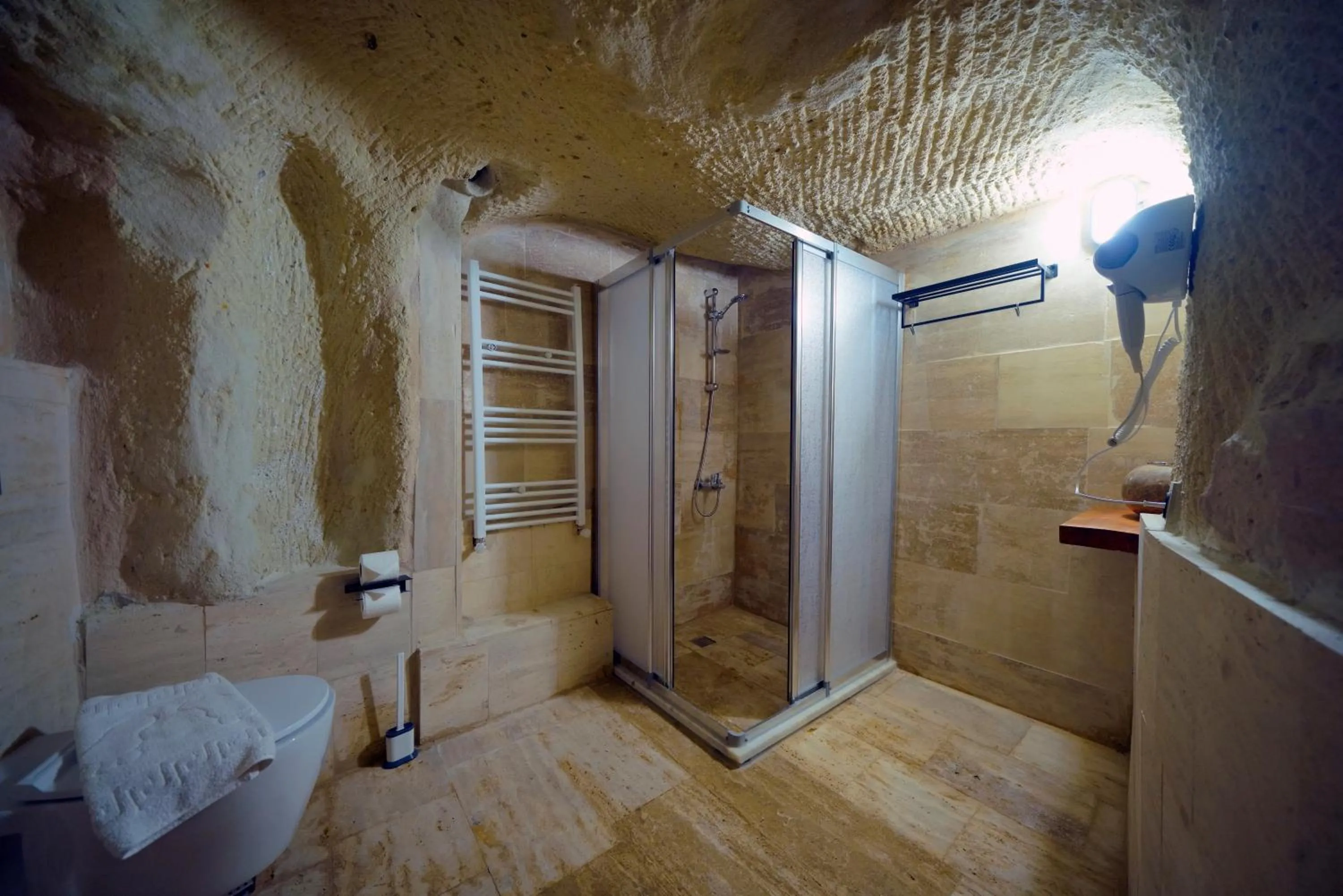 Shower in Babili Cappadocia Cave