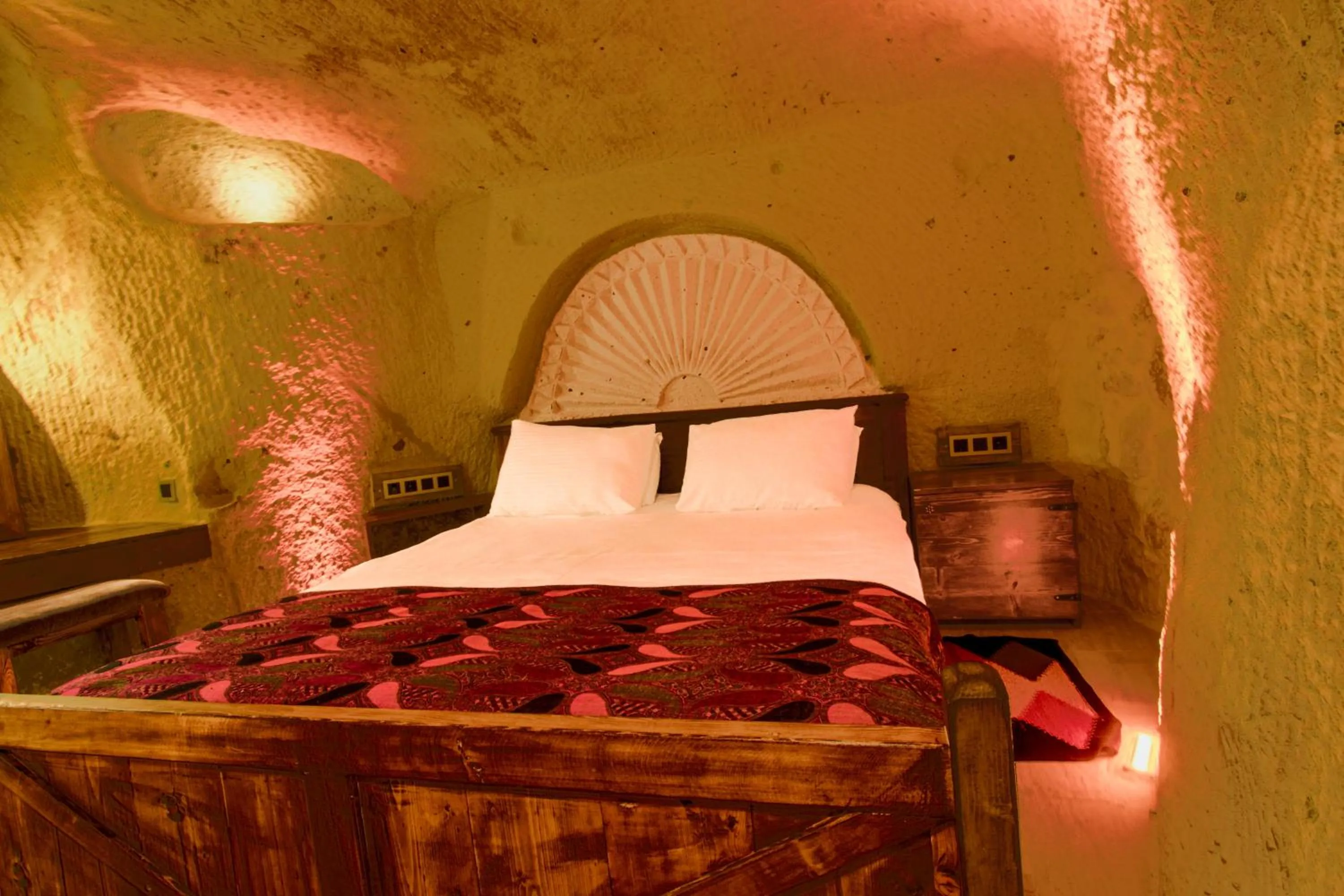 Bed in Babili Cappadocia Cave