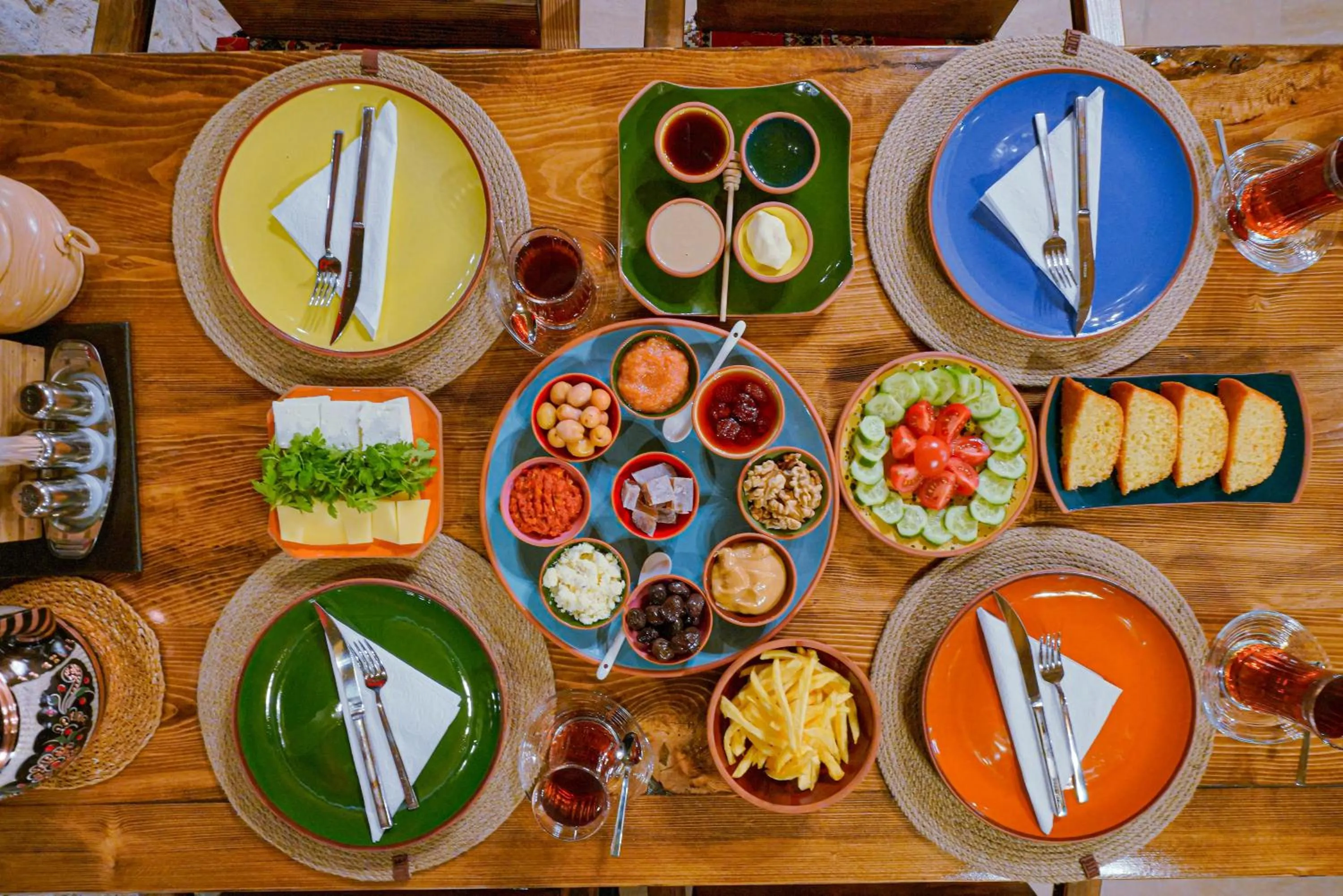 Food and drinks in Babili Cappadocia Cave