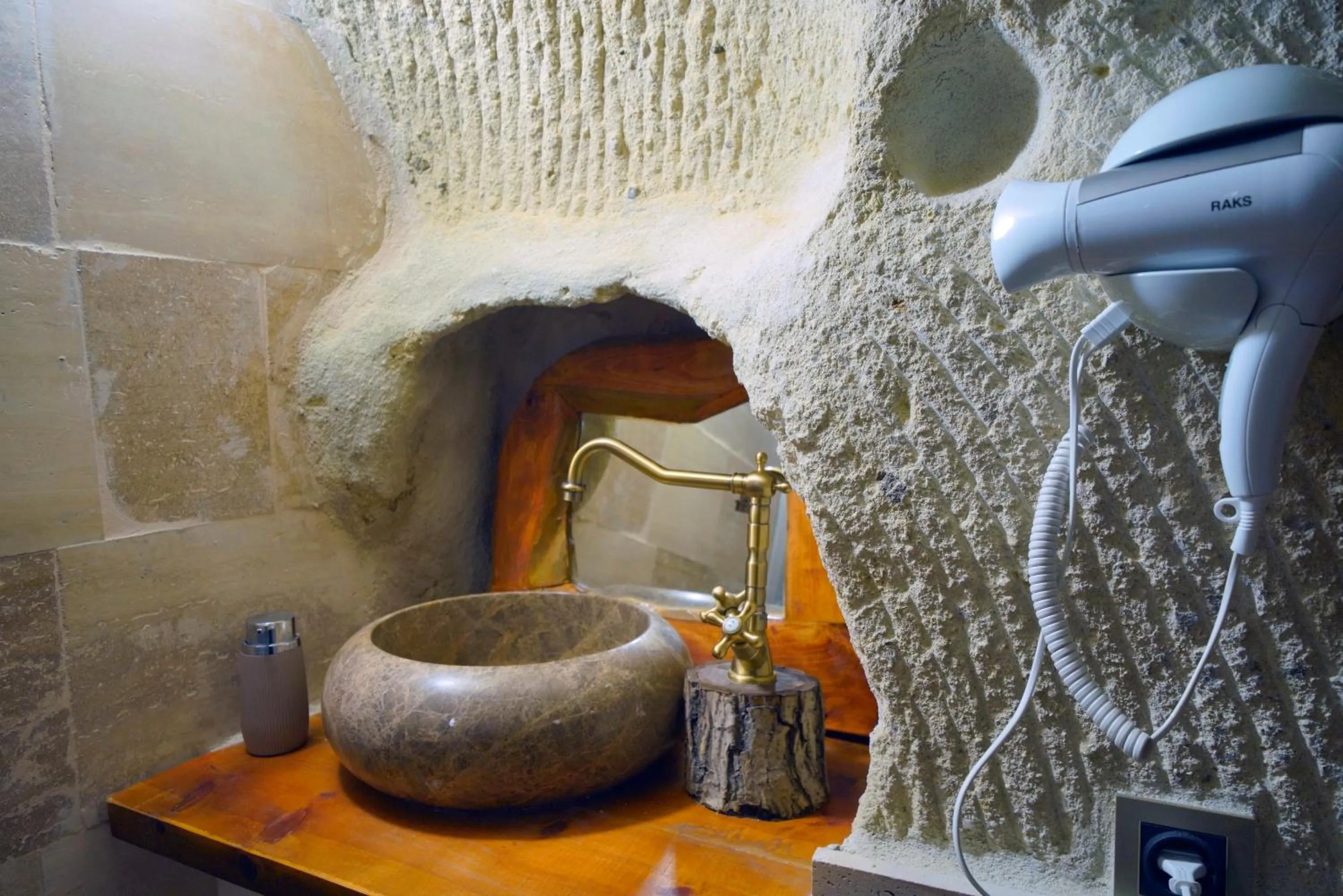 Bathroom in Babili Cappadocia Cave