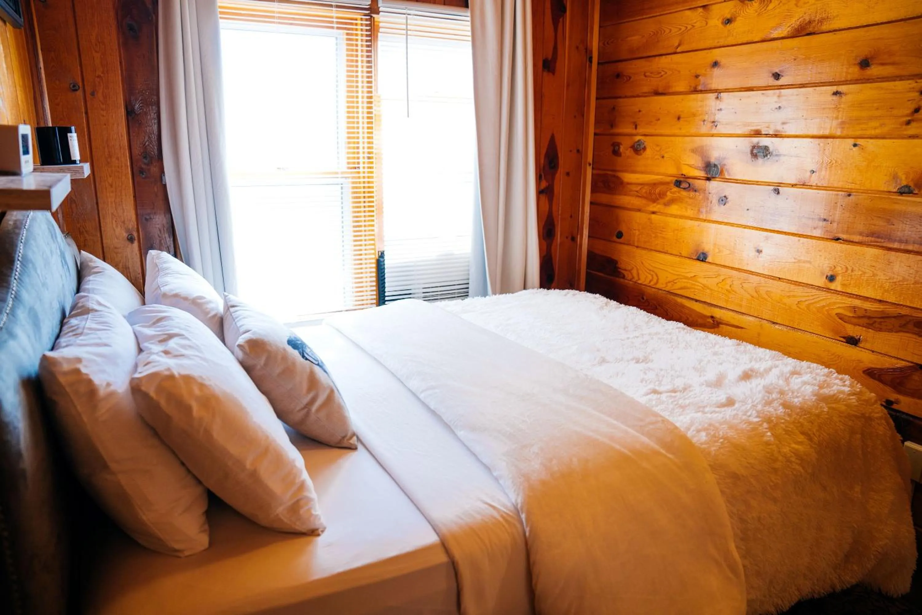 Bedroom, Bed in Lodge at Poncha Springs
