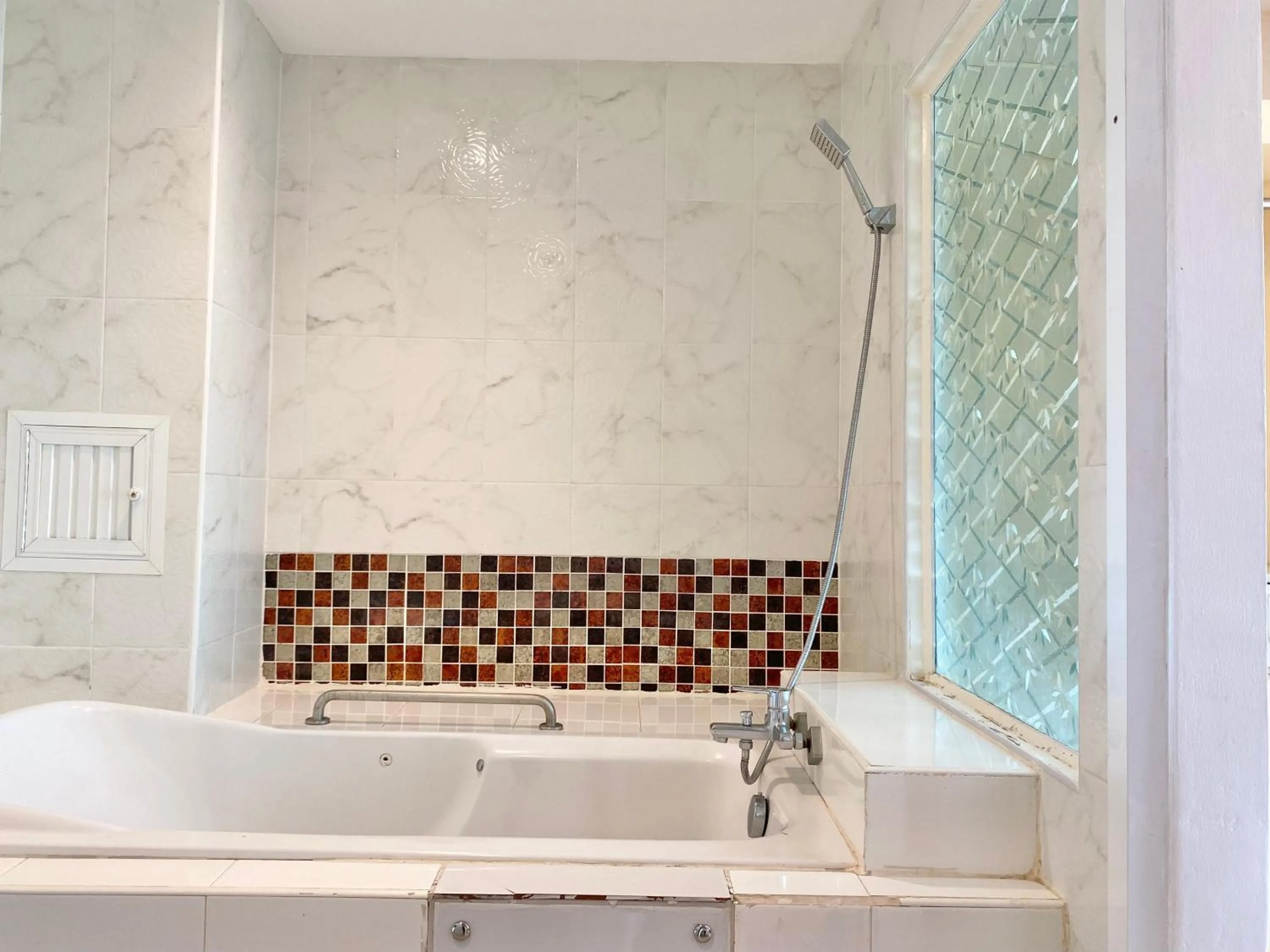 Bath in Patong Platinum