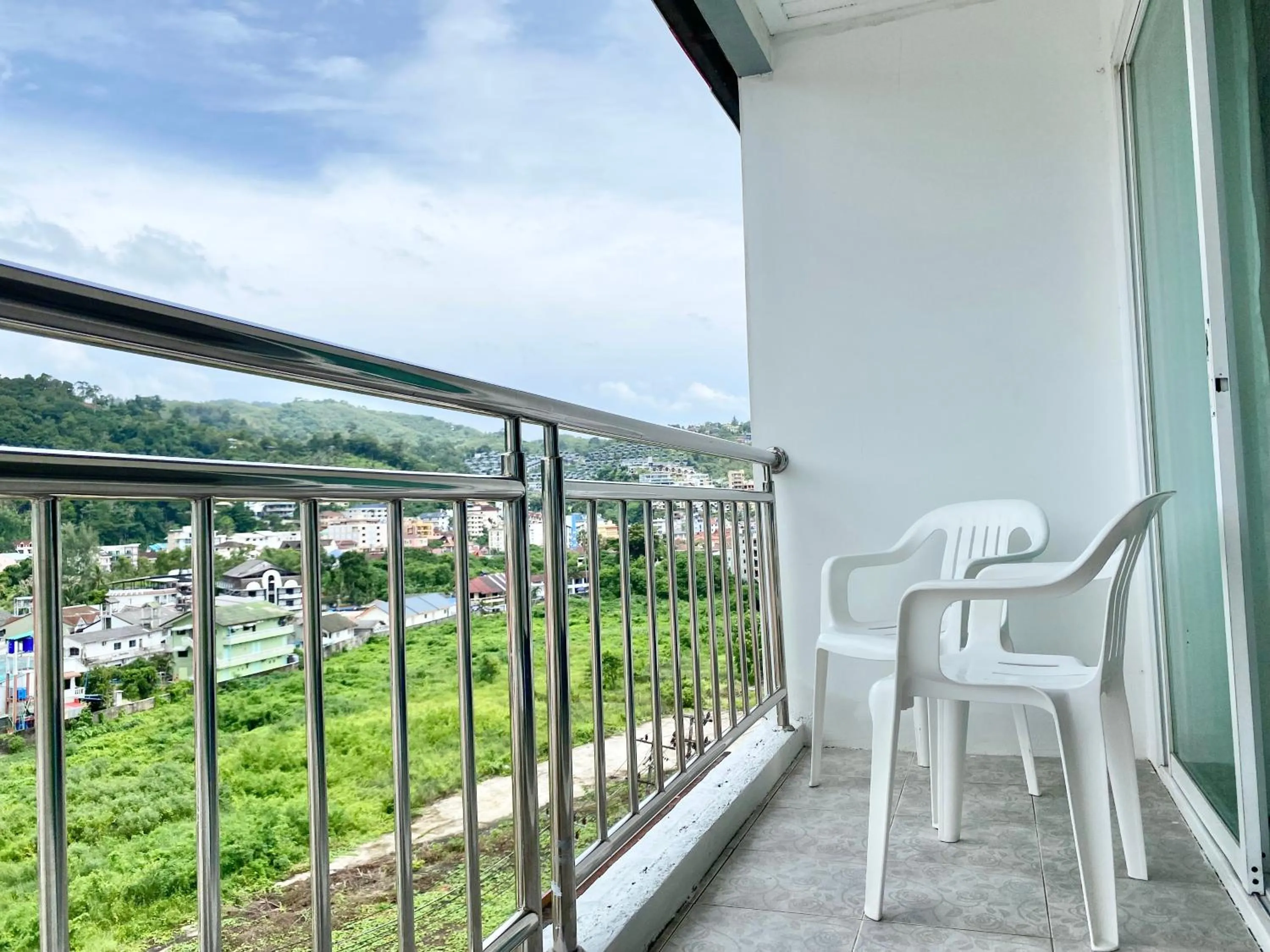 Spring in Patong Platinum