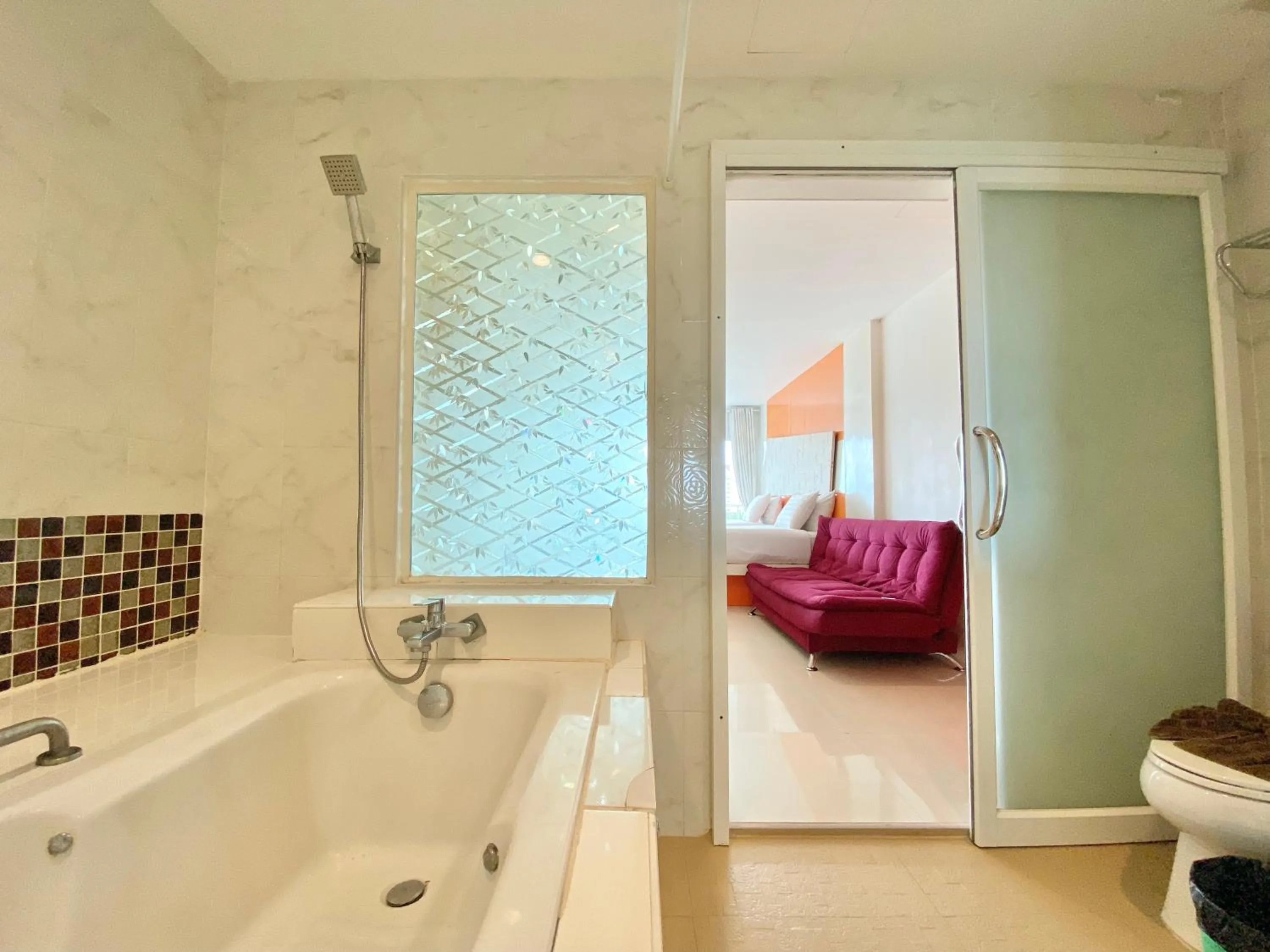 Bathroom in Patong Platinum