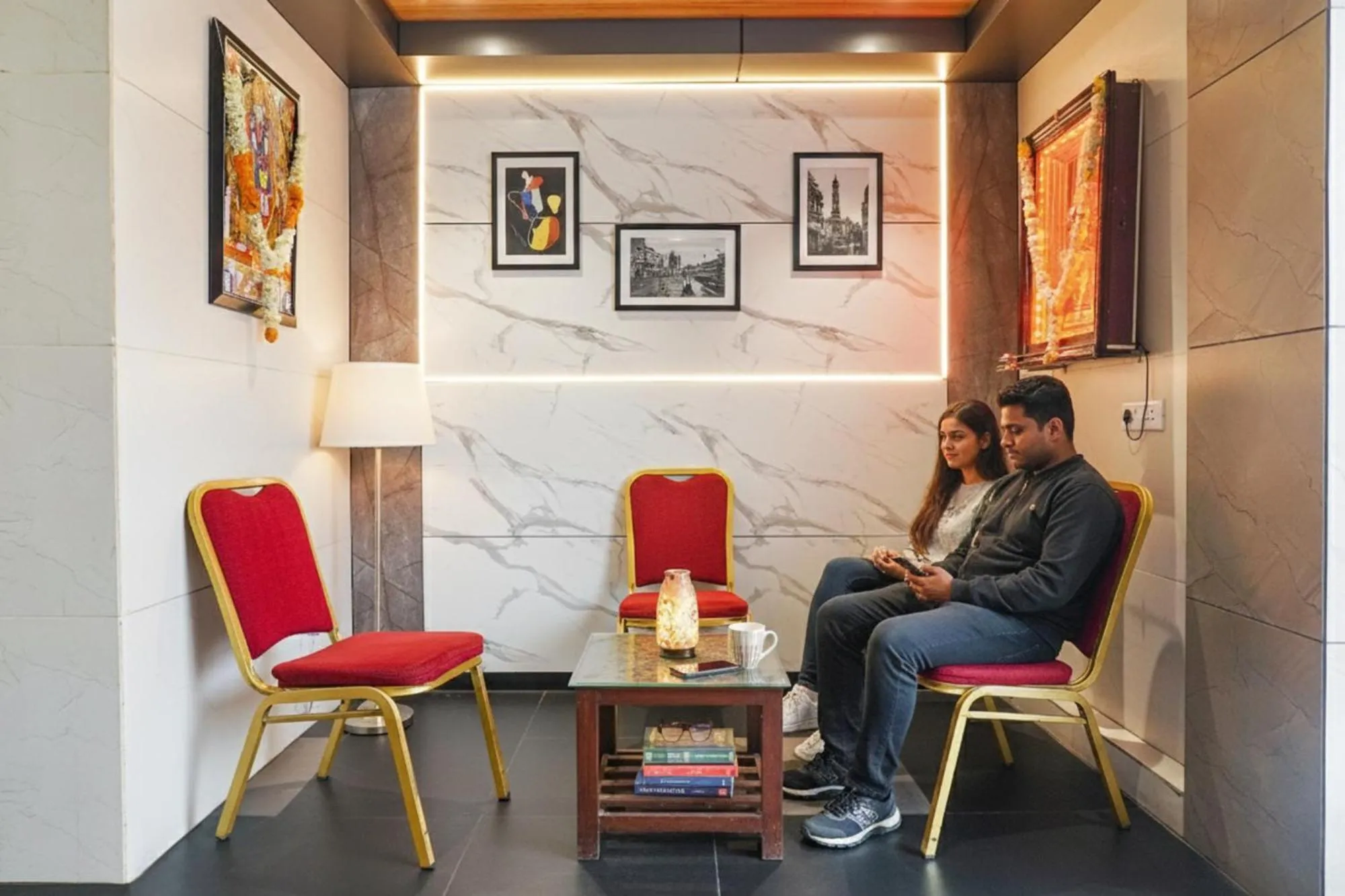 Seating area in FabHotel Pancharatna Regency - Nr Medicover Hospital