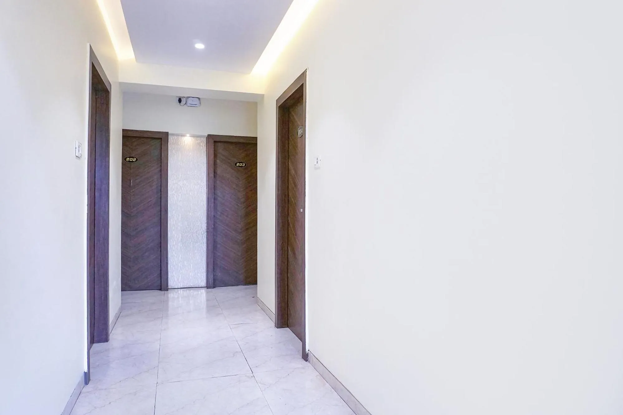 Lobby or reception in FabHotel Pancharatna Regency - Nr Medicover Hospital