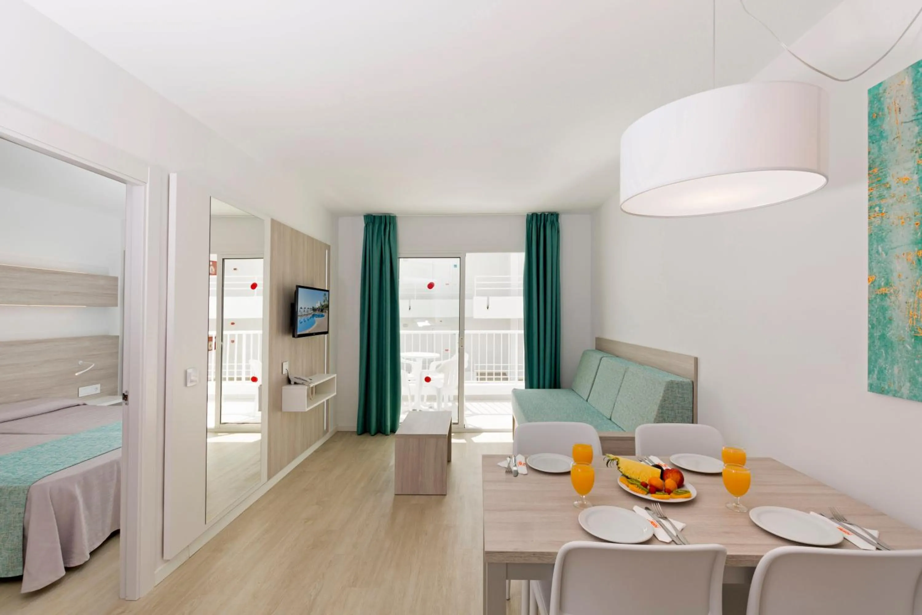 TV and multimedia, Bed in HSM Calas Park