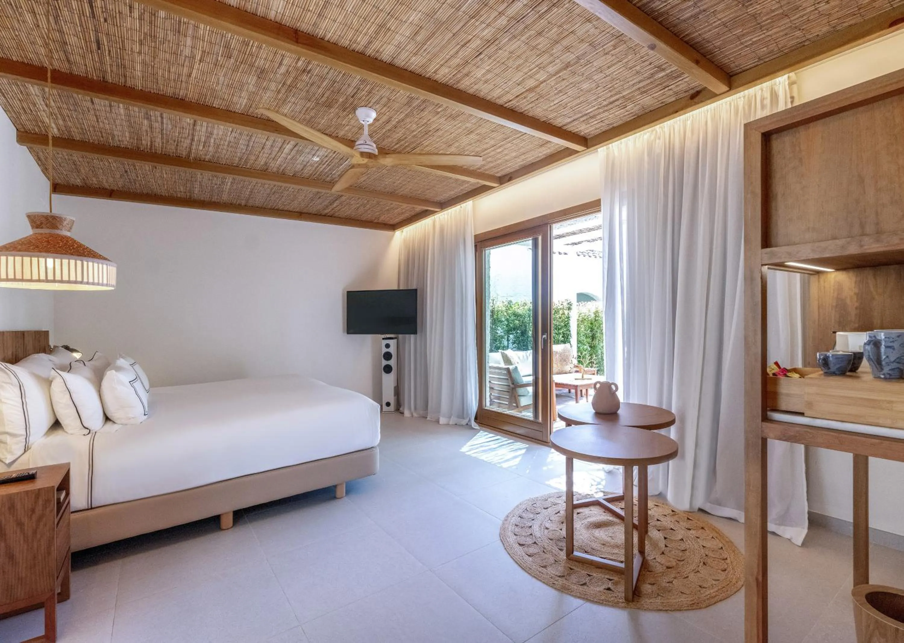 Bed in Meliá Zahara Resort & Villas