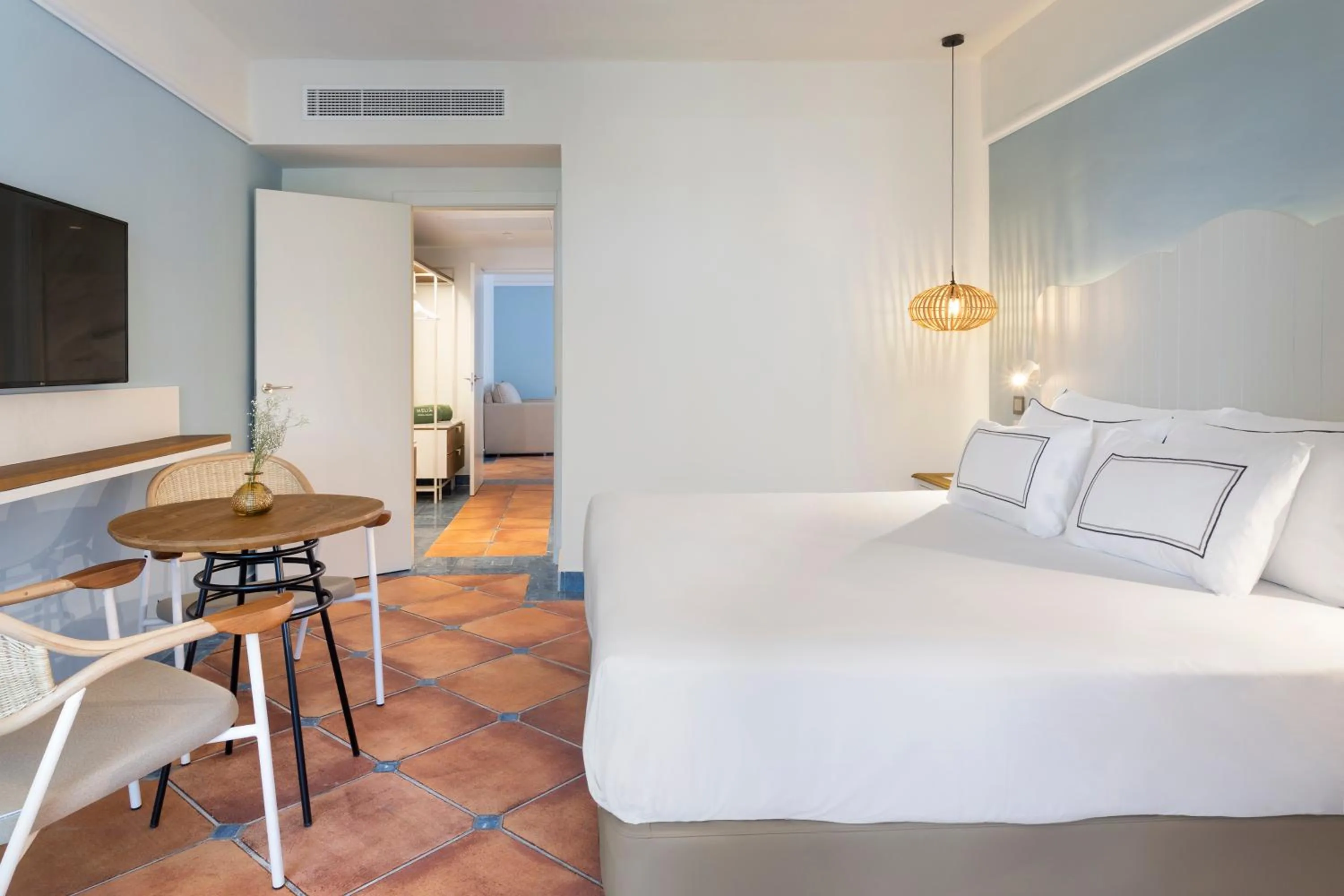 Bed in Meliá Zahara Resort & Villas