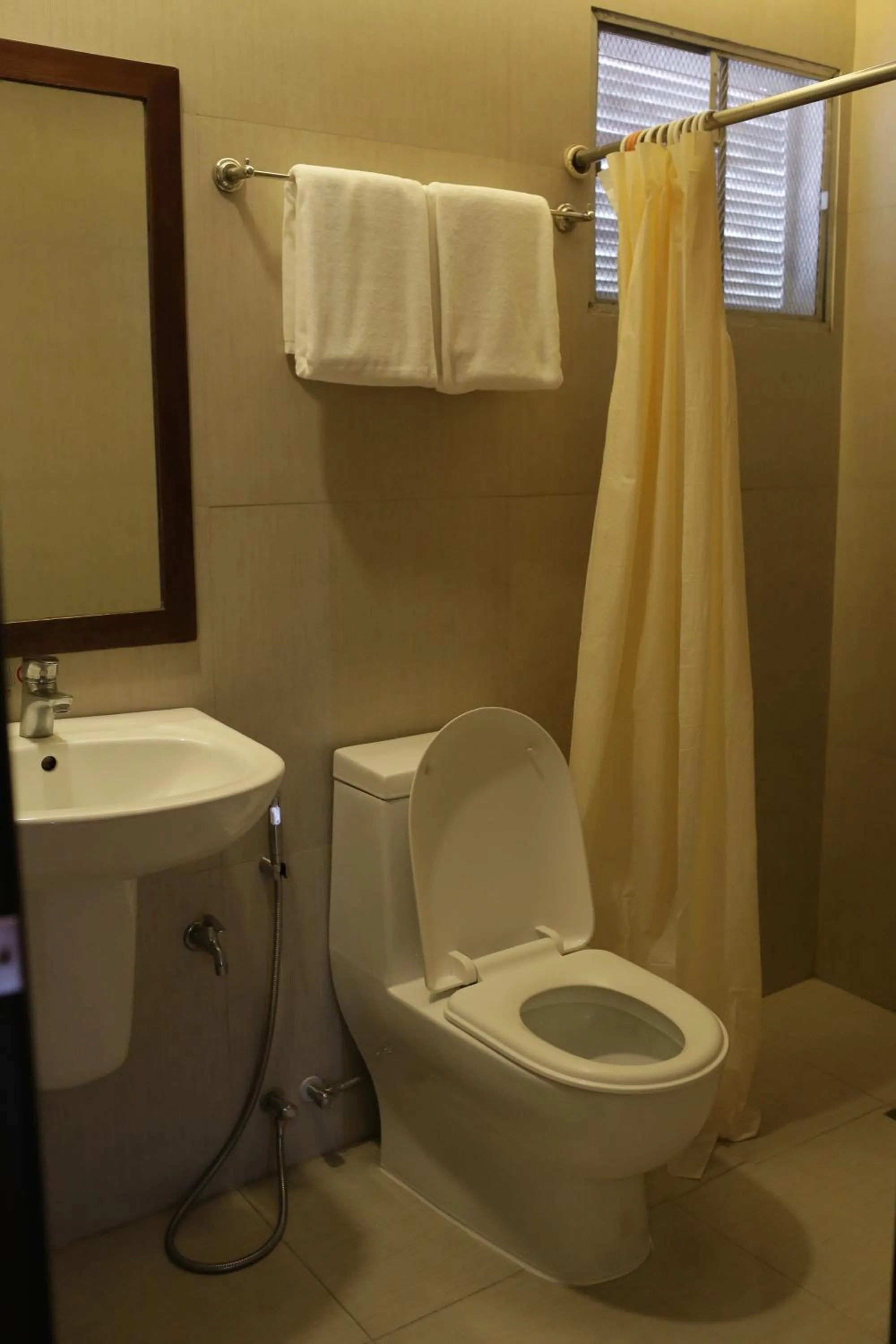 Toilet in AMALFI718 HOTEL