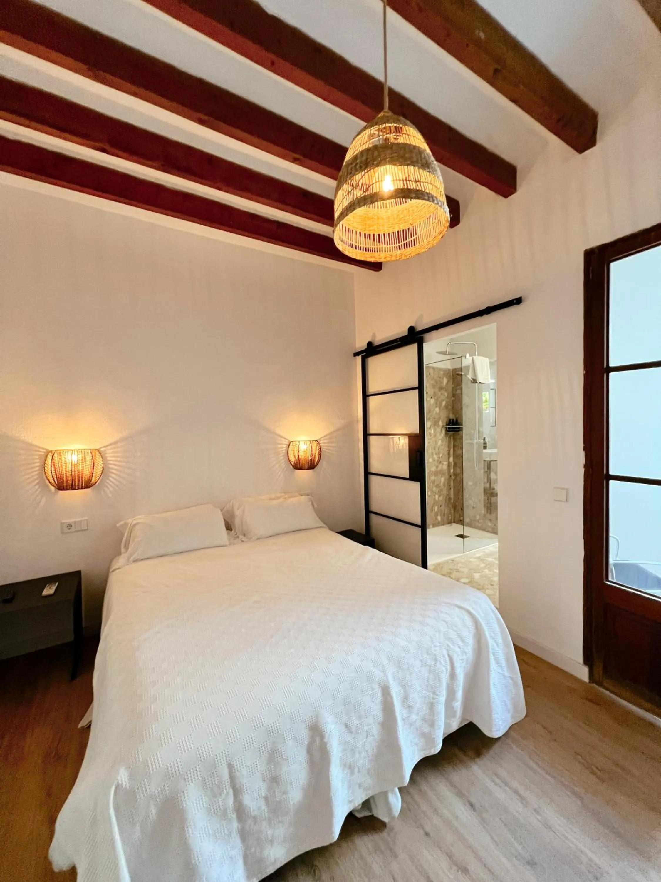 Bed in Fornalutx Petit Hotel - Bed & Breakfast