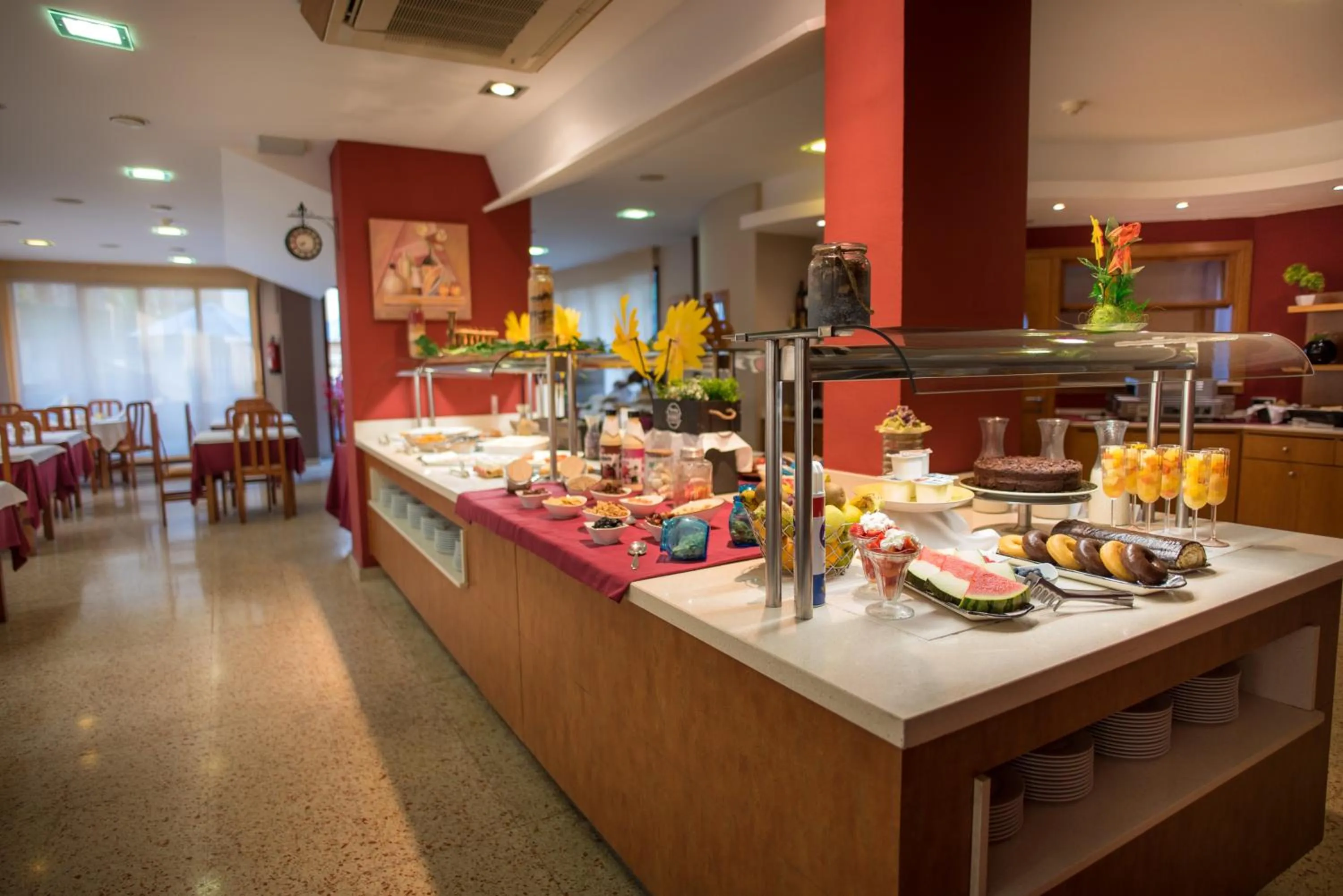 Restaurant/places to eat in Hotel Acacias Suites & Spa