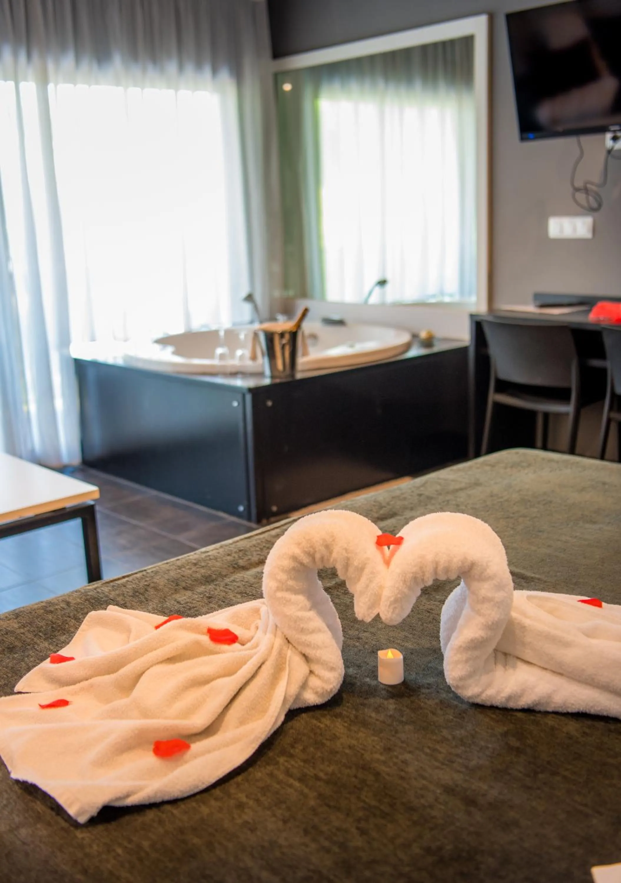 Bed in Hotel Acacias Suites & Spa